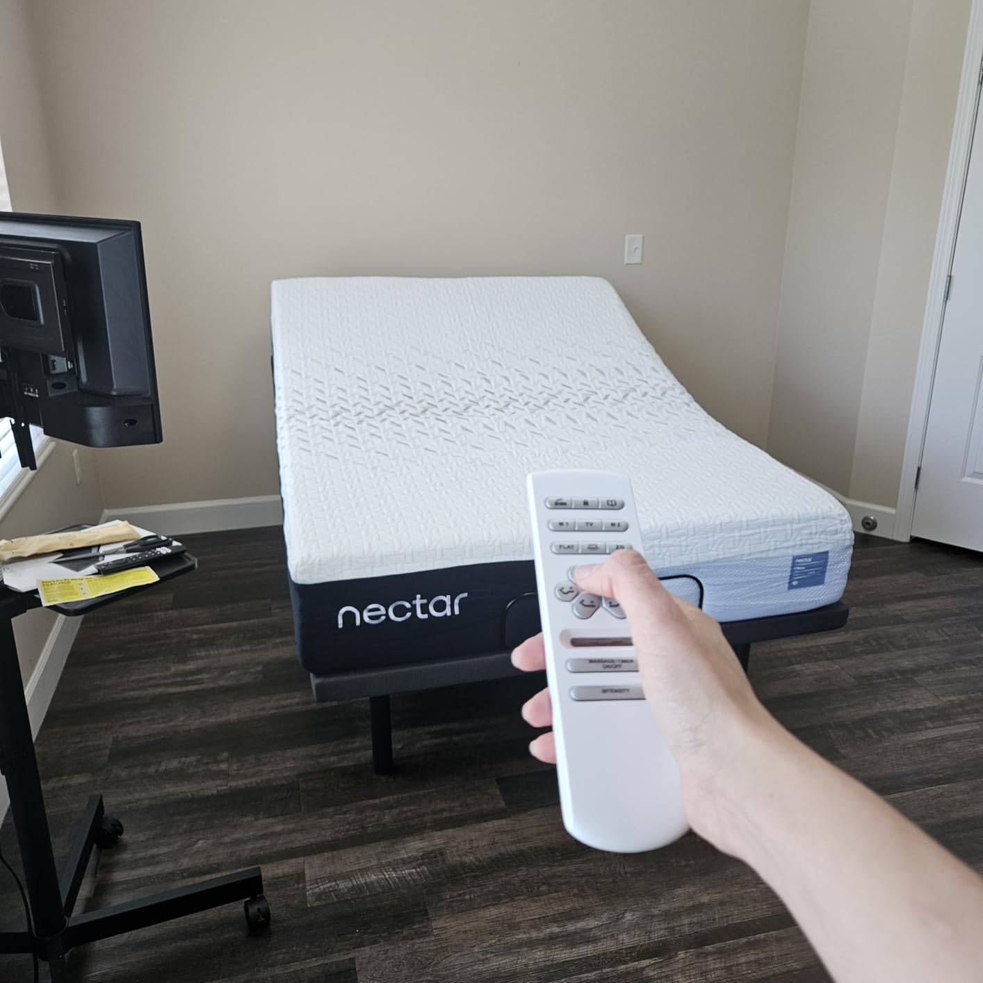 Nectar Premier Adjustable Base - Queen - Head & Foot Incline - Wireless Remote with Memory, 3 Massage Settings, 4 USB Ports, Anti-Snore & Zero Gravity customer photo 2