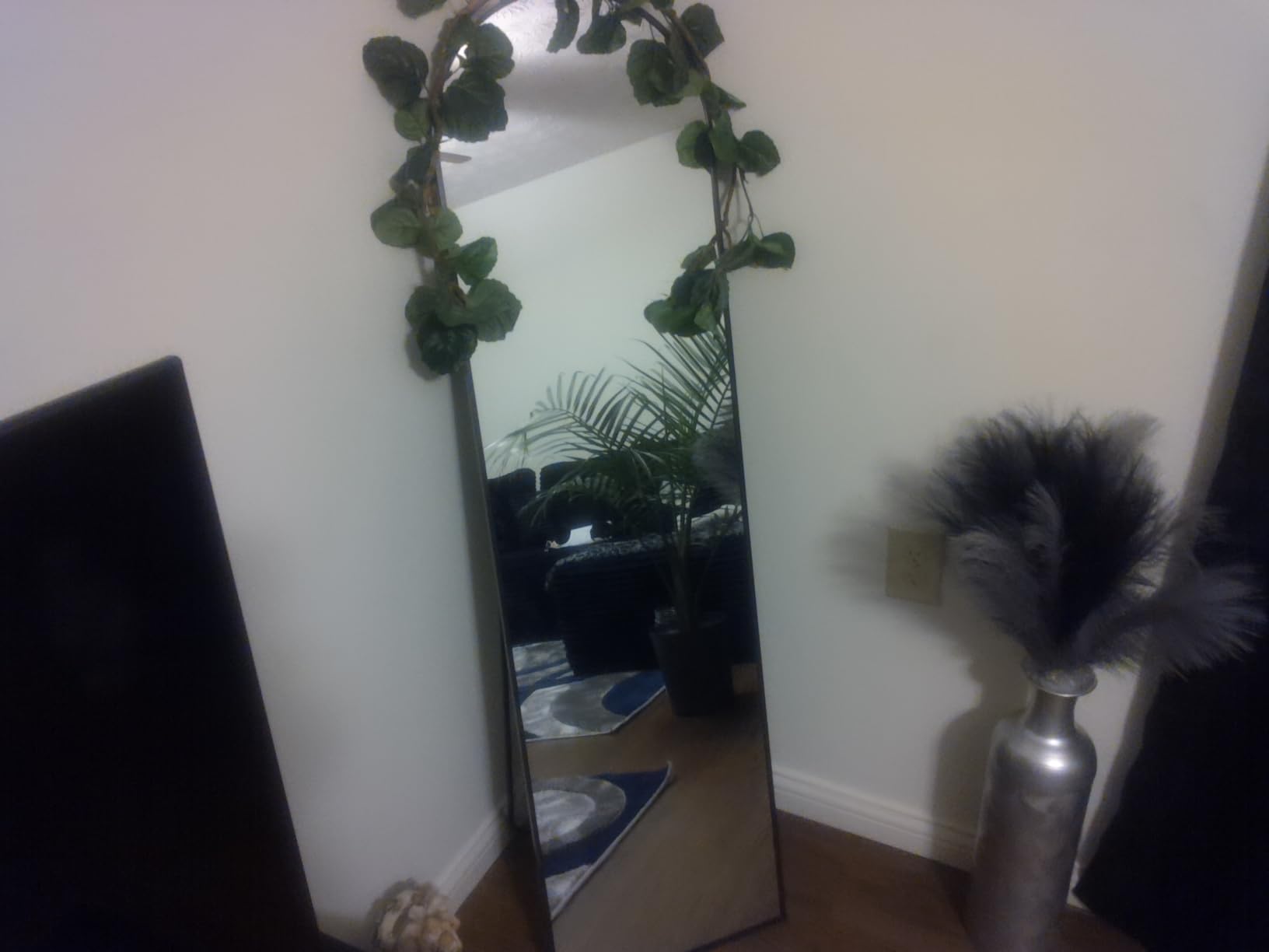 Arched Full Length Mirror with Stand, Black Floor Mirror | Aluminium alloy frame with HD float glass for distortion-free reflection. Free standing or wall mounted. customer photo 1