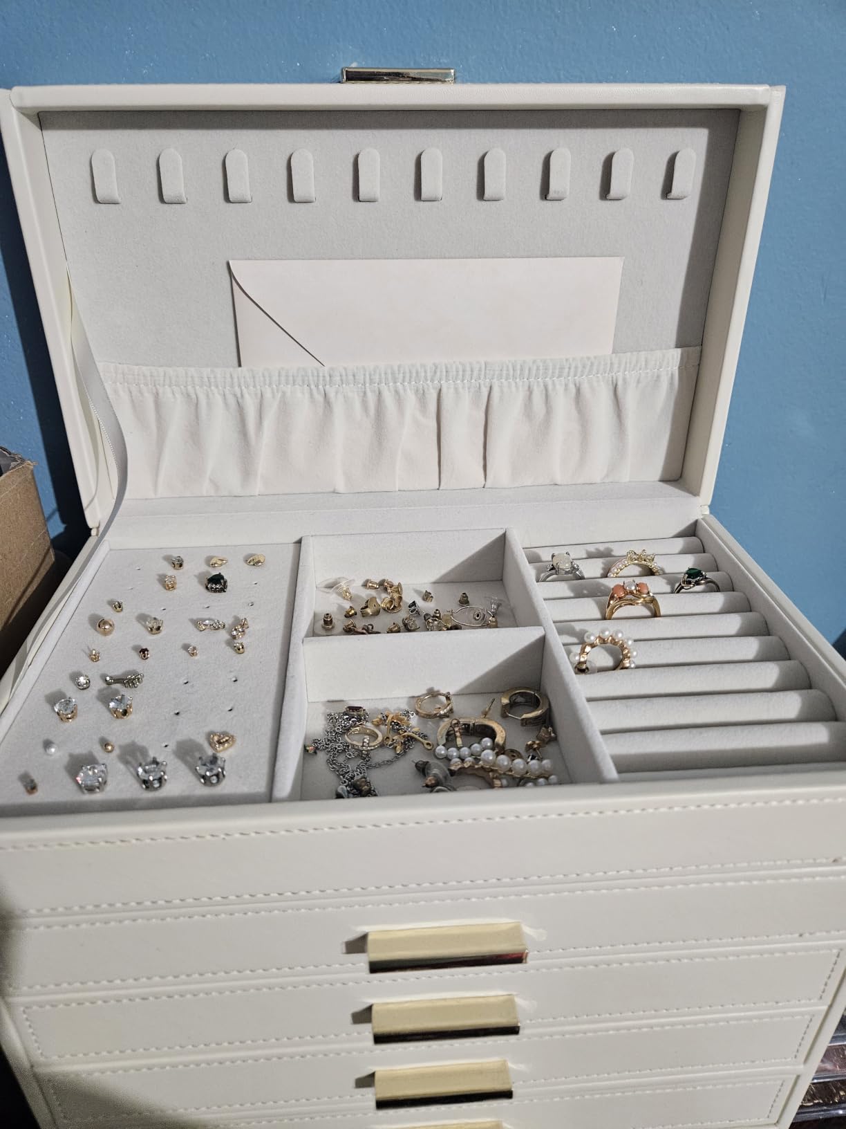 VLANDO Large Jewelry Box, 6 Layer Storage Organizer, Removable Dividers | Layered Storage, Exquisite Handle, Adjustable Dividers and Soft Velvet Lining customer photo 2