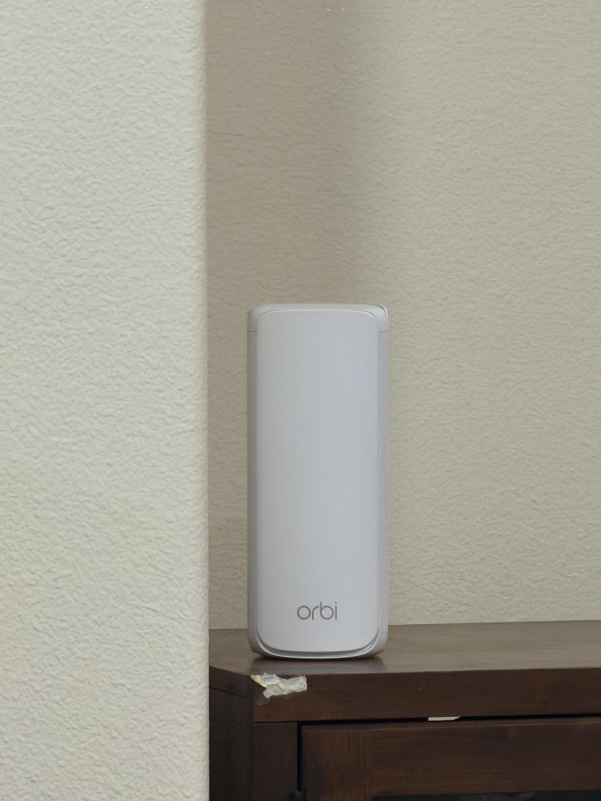 NETGEAR Orbi 770 Series Tri-Band WiFi 7 Mesh Network System (RBE773) - Router + 2 Satellite Extenders, Security Features, Up to 11Gbps, Covers up to 8,000 sq. ft., 100 Devices, 2.5 Gig Internet Port customer photo 3