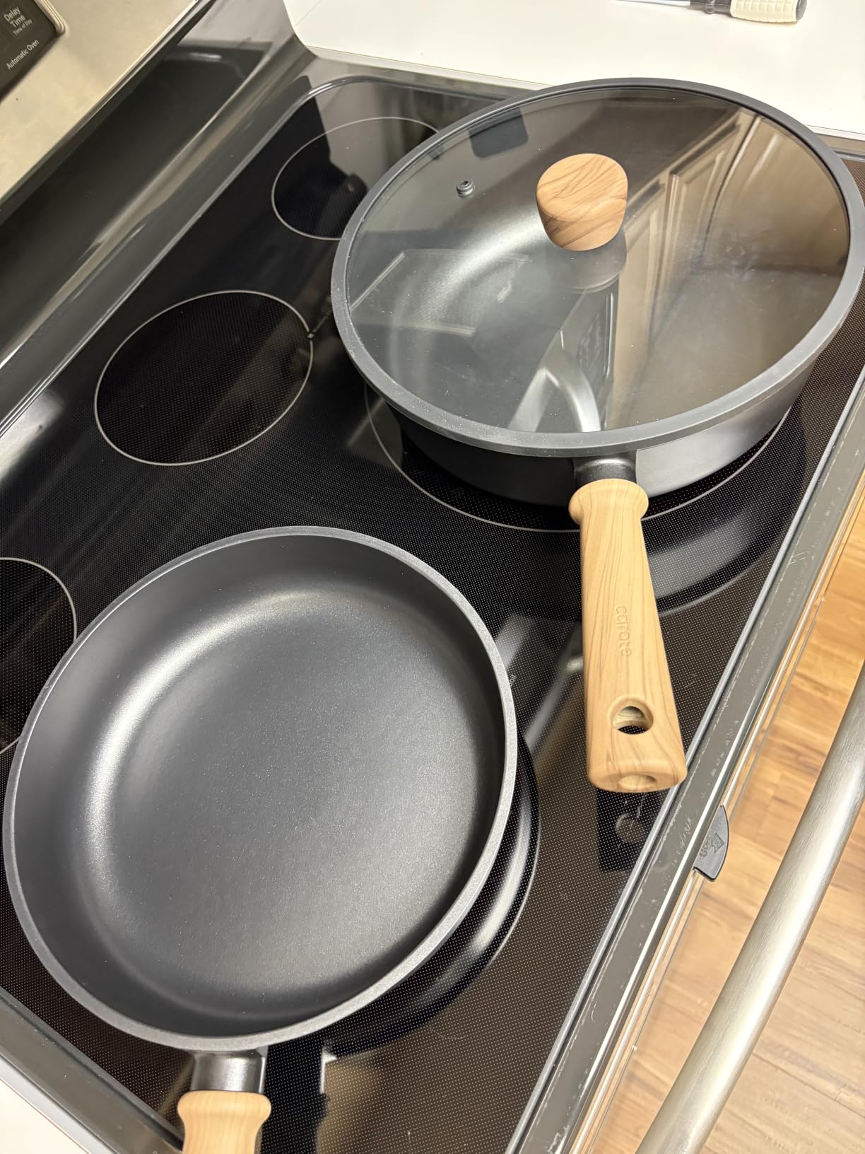 CAROTE 16pcs Pots and Pans Set, Nonstick Cookware Sets | Titanium Reinforced Coating, Scratch-Resistant, Easy to Clean, Even Heating, Induction Compatible customer photo 1