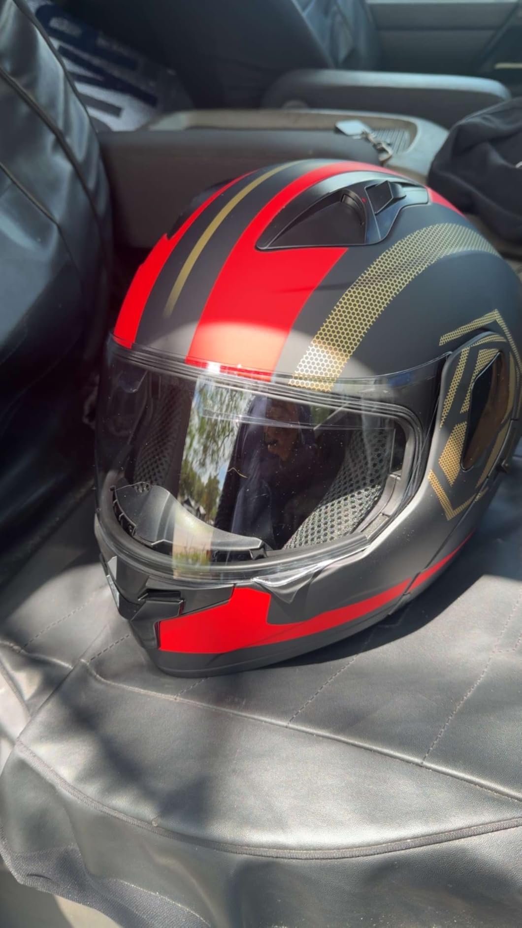 Adult Modular Motorcycle Helmets, DOT Approved Flip up Dual Visor Full Face Helmet for Men Women Moto ATV UTV Snowmobile ADV Four Wheeler Street Bike with Gloves & Mask customer photo 1