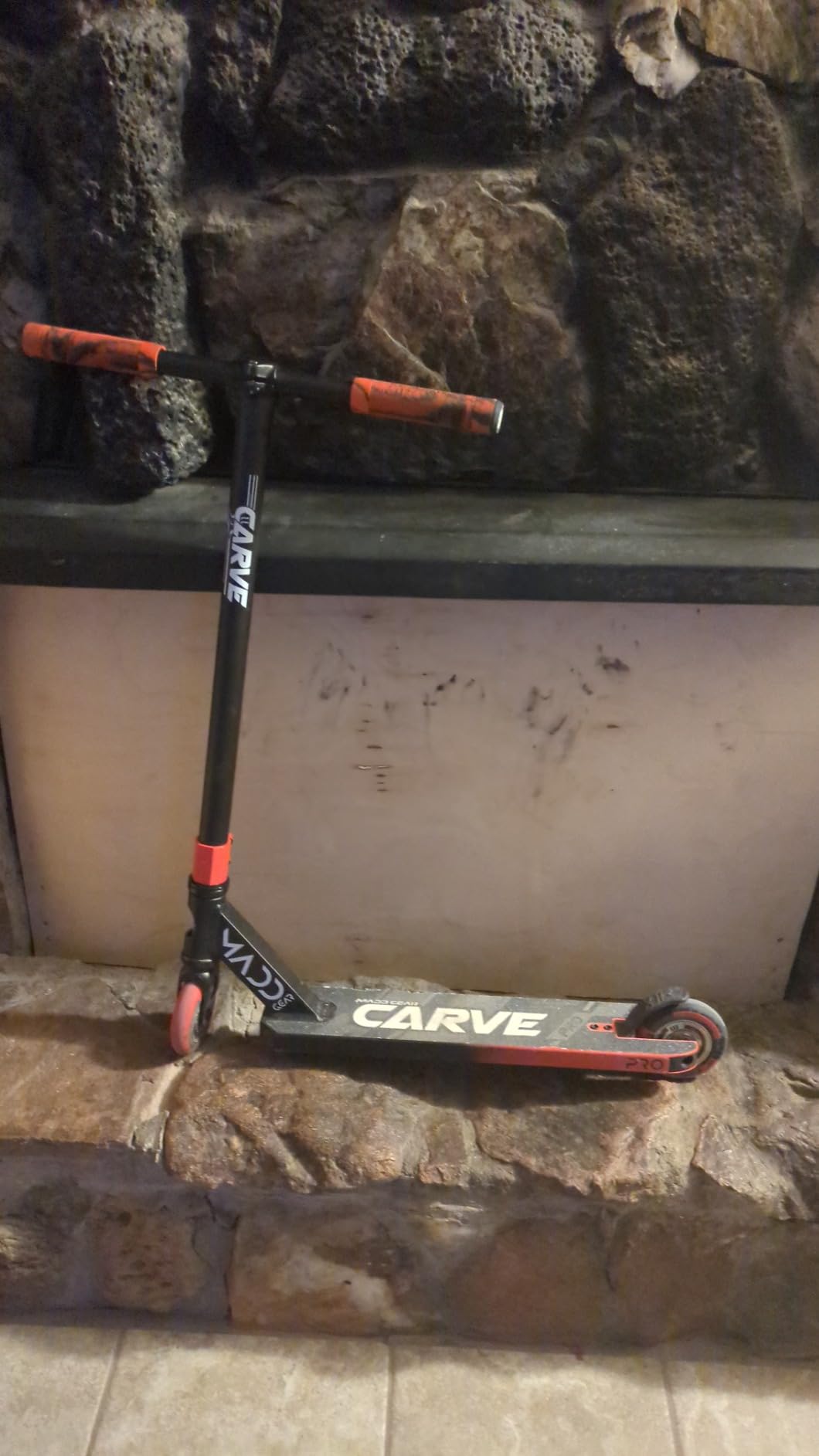 Madd Gear Pro Stunt Scooter - Lightweight Durable Trick Scooter for Skatepark and Street - Easy Assembly - MG1 customer photo 1