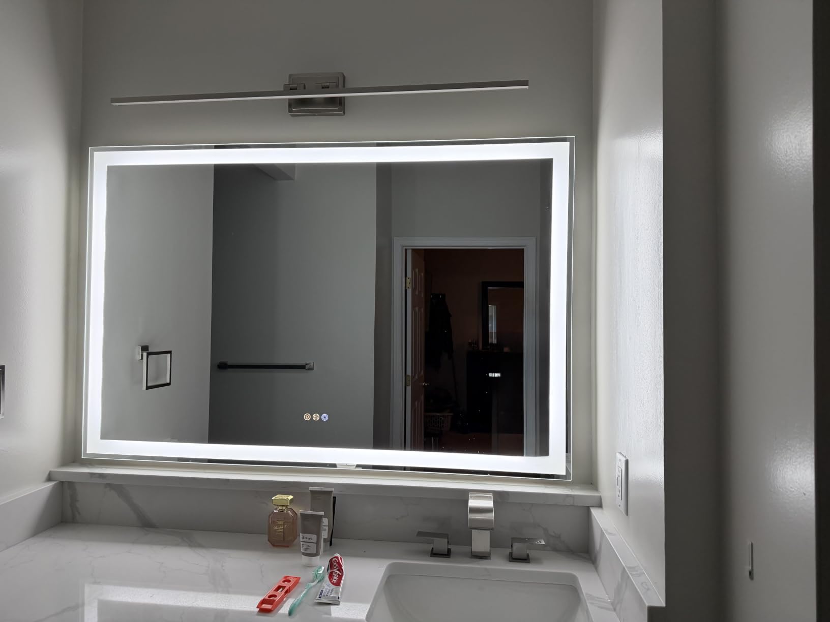 24x32 LED Bathroom Mirror with Lights, Super Bright Front & Backlit Vanity Mirror for Wall, Anti-Fog & Memory Smart Mirror, 5mm Shatter-Proof Tempered Glass, ETL Listed, Vertical/Horizontal customer photo 2