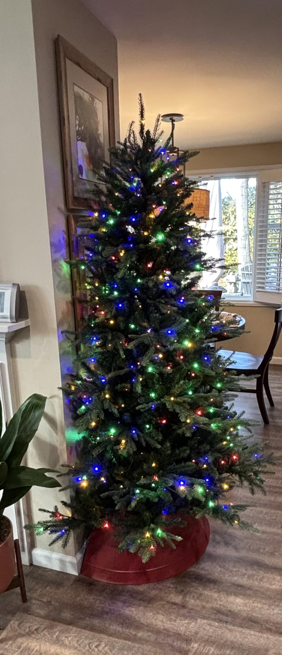 Best Choice Products Full Flocked Aspen Christmas Tree, 9ft Pre-lit Realistic Noble Fir w/ 1,200 Glowing LED Lights, 2-in-1 White & Multicolor customer photo 2