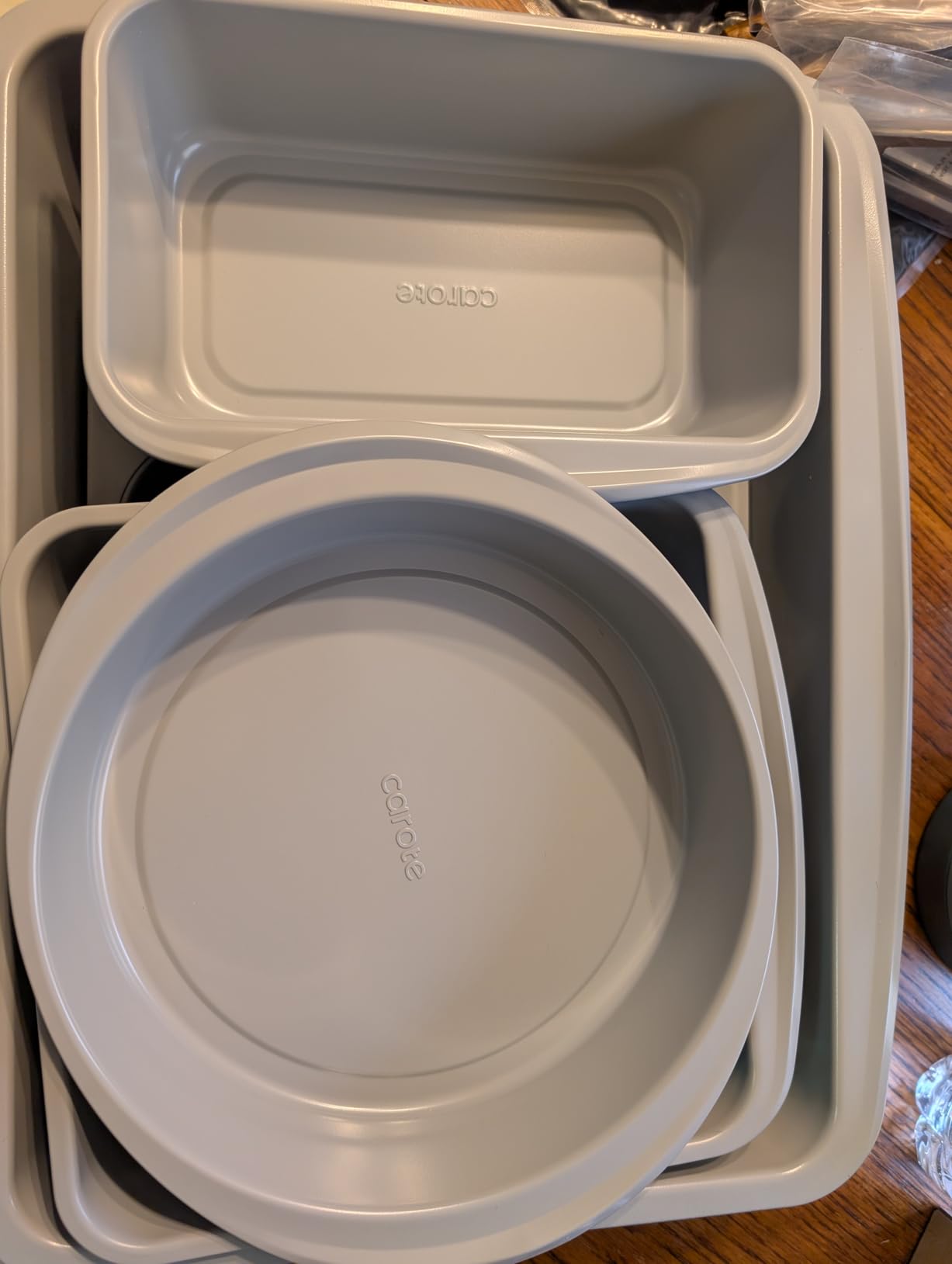 CAROTE 7-Piece Nonstick Stackable Baking Pans Set - Bakeware Sets Including Cookie Sheets for Baking, Muffin Pan, Bread Pan, Cake pan, Loaf Pan, Roasting Pan, Gray & Khaki customer photo 2