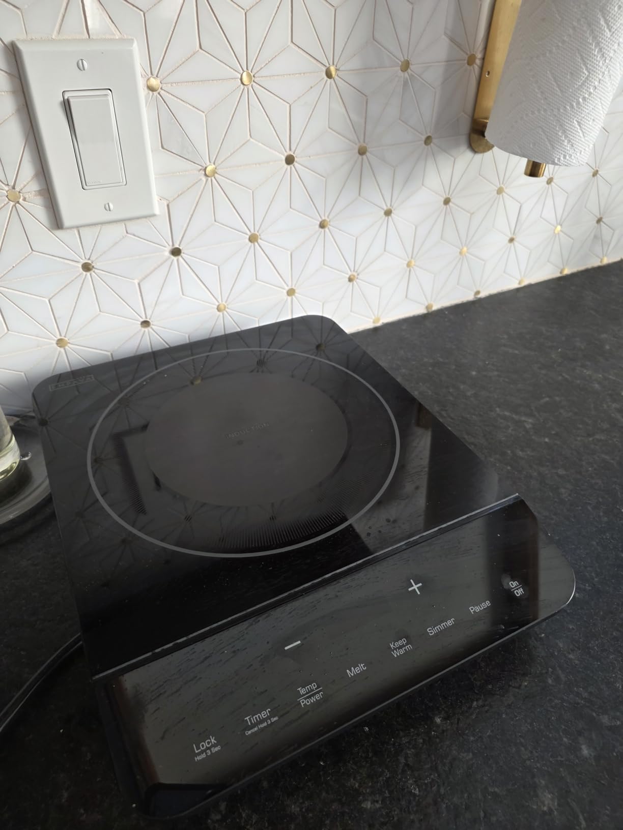 Empava Portable Induction Hot Plate Cooktop, Single Burner, Countertop | cTUVus Certification, 3 Preset Modes, 18 Power & Temperature Levels, 1-599 Min Timer, Pan Sensor, Safety lock, Pause, 1800W customer photo 1