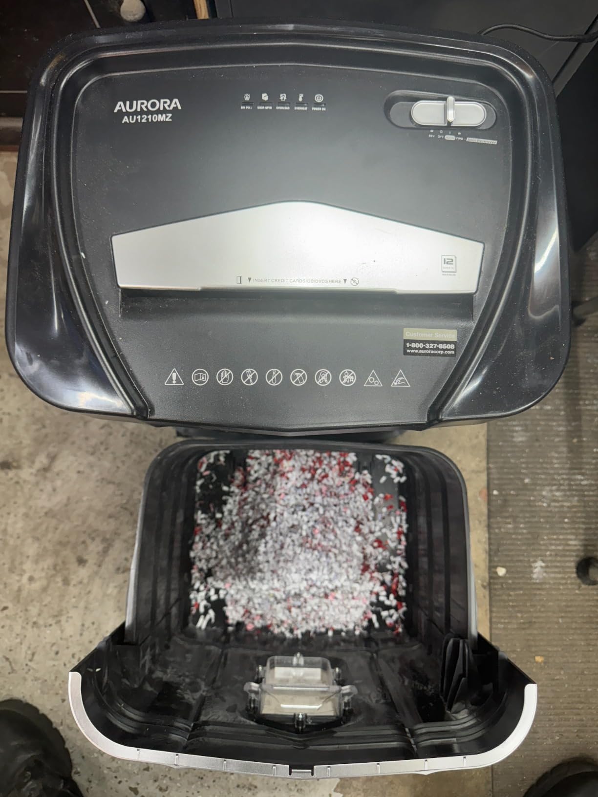 Aurora Commercial Grade 220-Sheet Auto Feed High Security Micro-Cut Paper Shredder customer photo 2