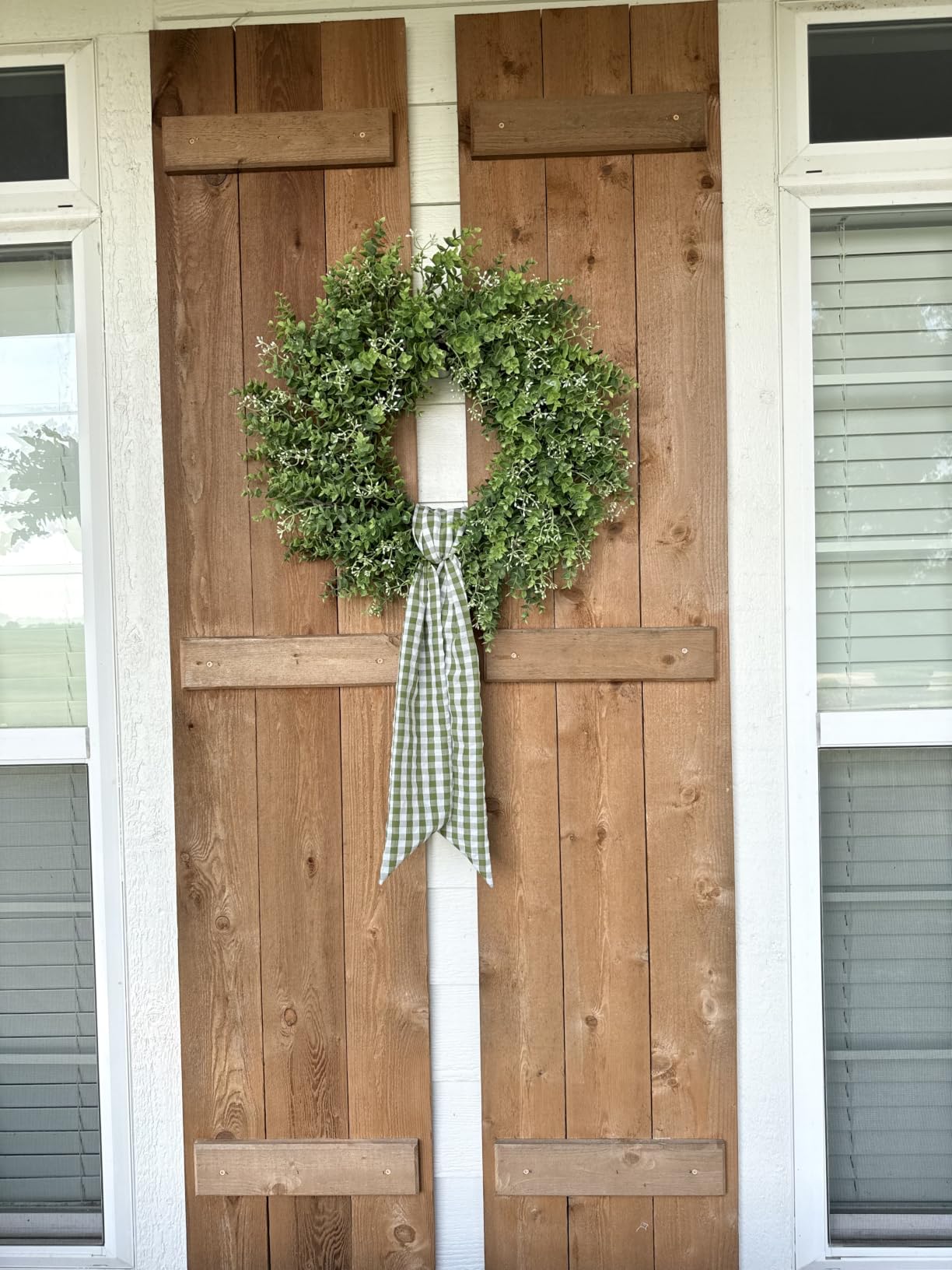 26'' Artificial Eucalyptus Wreath with Seeds for Front Door - UV-Resistant No Fade Fake Greenery Outdoor Wreath customer photo 1