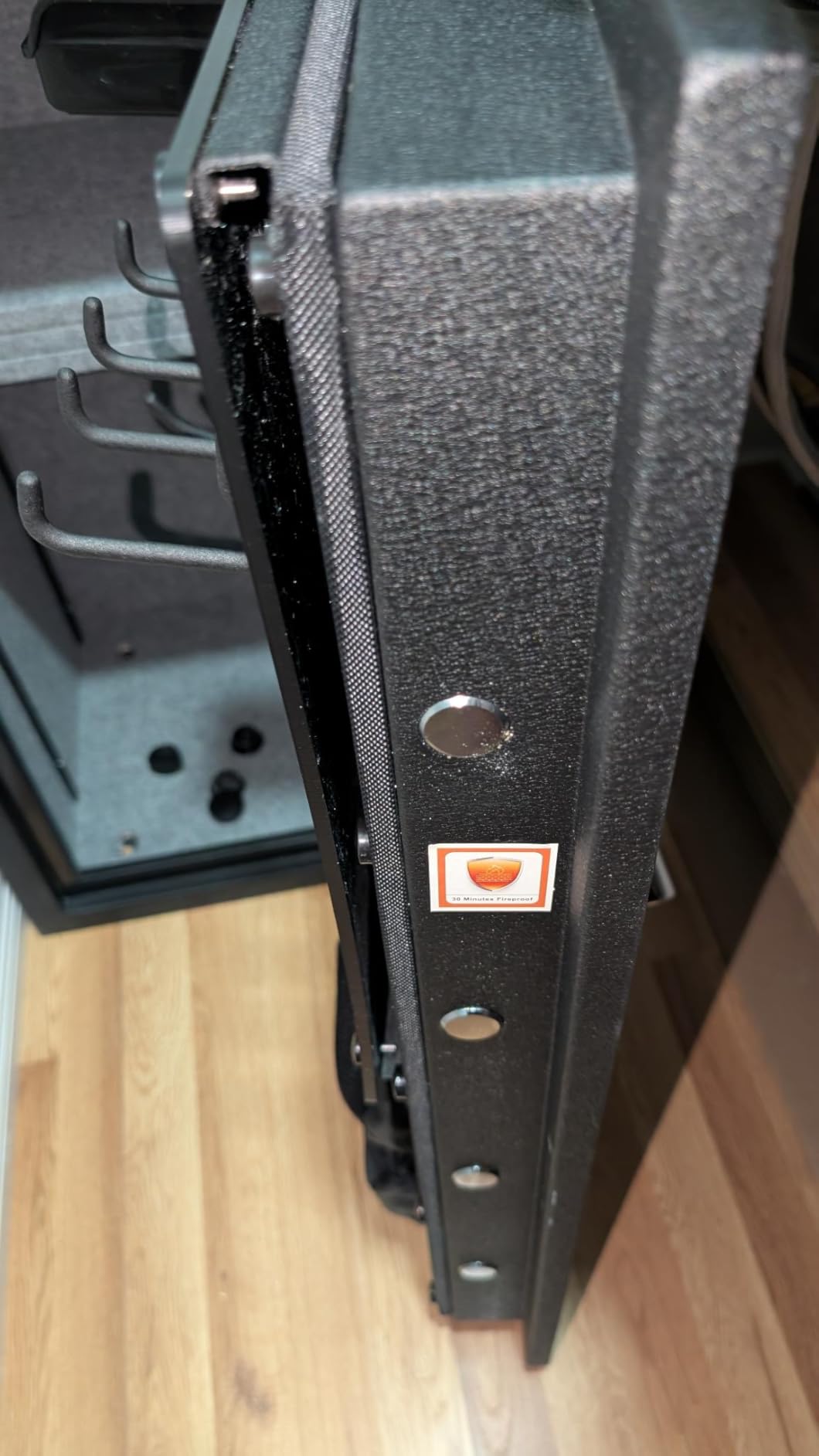 TIGERKING Fireproof Home Safe, Extra Large 8.78 Cu Ft, 178 lb Heavy-Duty Steel, 40-Min Fire & 72-H Water Protection, Digital Keypad, Alarm System customer photo 2