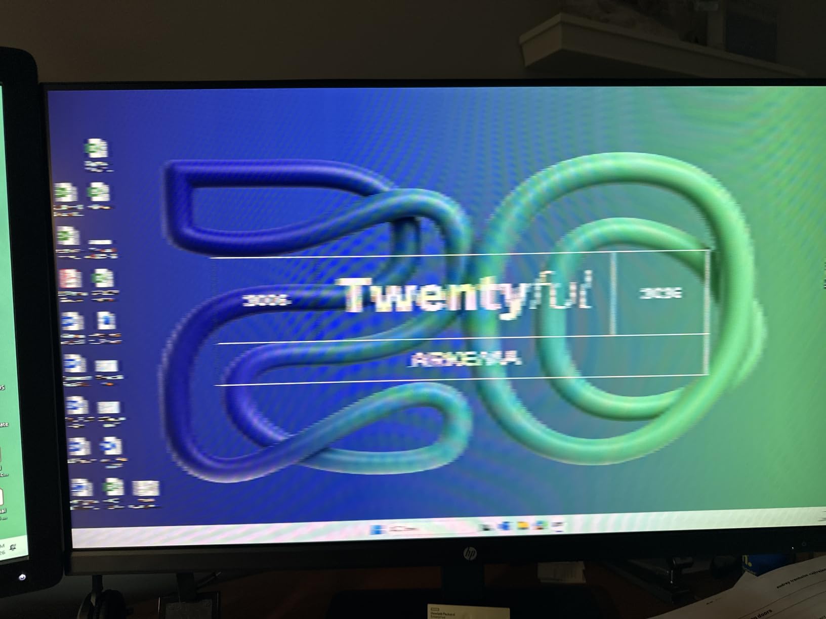 HP Series 3 27 inch FHD Monitor, Full HD Display (1920 x 1080), IPS Panel, 1300:1 Contrast Ratio, 250 Nits, Eye Ease with Eyesafe Certification, Black, 327se (2025) customer photo 1