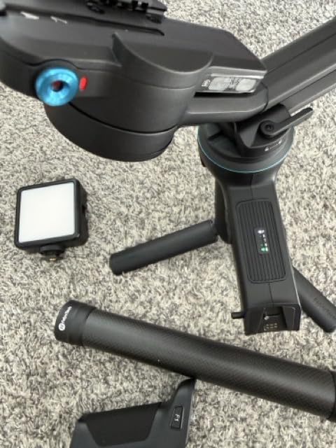 FeiyuTech SCORP 3 KIT Gimbal Stabilizer for DSLR and Mirrorless Camera, AI Tracking, Detachable Handle, 3-Axis Gimbal for Sony/Canon/Nikon/Fujifilm, Max 3.5KG/7.72lbs, Touch Screen with Carrying Bag customer photo 2