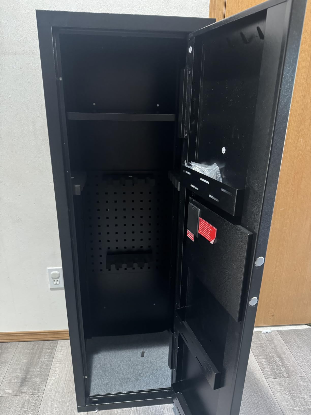 Karini 12-15 Gun Safes for Rifles and Pistols for Home, Garage, Office | Quick Access Biometric | Adjustable Shelf | Alarm System and Sleep Mode | Scoped Rifles Compatible customer photo 1