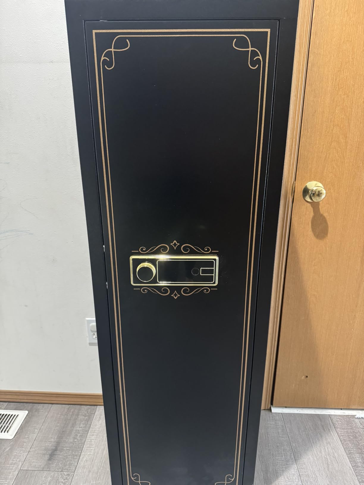Karini 12-15 Gun Safes for Rifles and Pistols for Home, Garage, Office | Quick Access Biometric | Adjustable Shelf | Alarm System and Sleep Mode | Scoped Rifles Compatible customer photo 2
