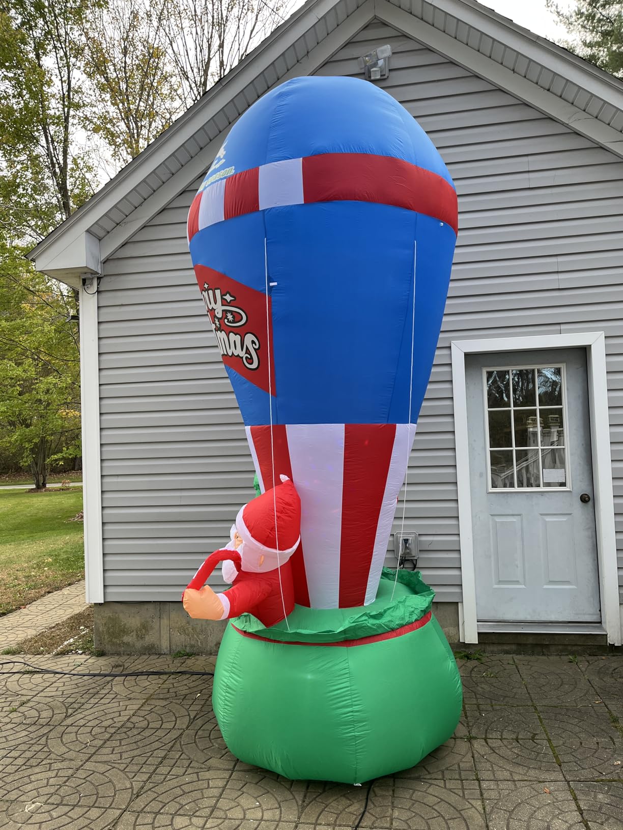 12FT Christmas Outdoor Inflatables - Giant Inflatable Hot Air Balloon Santa with Built-in Colorful Rotating LED Lights Christmas Blow Up Yard Decorations for Garden Lawn Party Xmas Decor customer photo 1