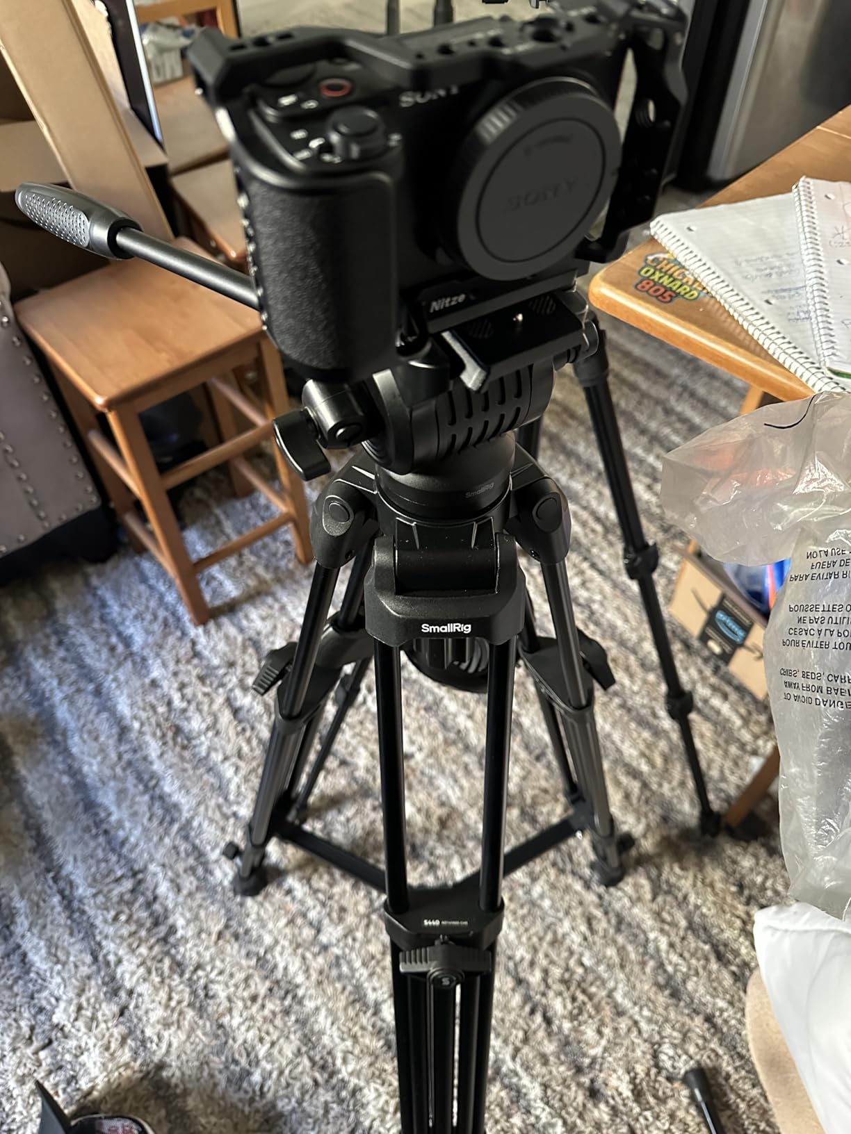 SMALLRIG 73''/186cm Heavy Duty Aluminum Alloy Video Tripod with Fluid Head customer photo 2