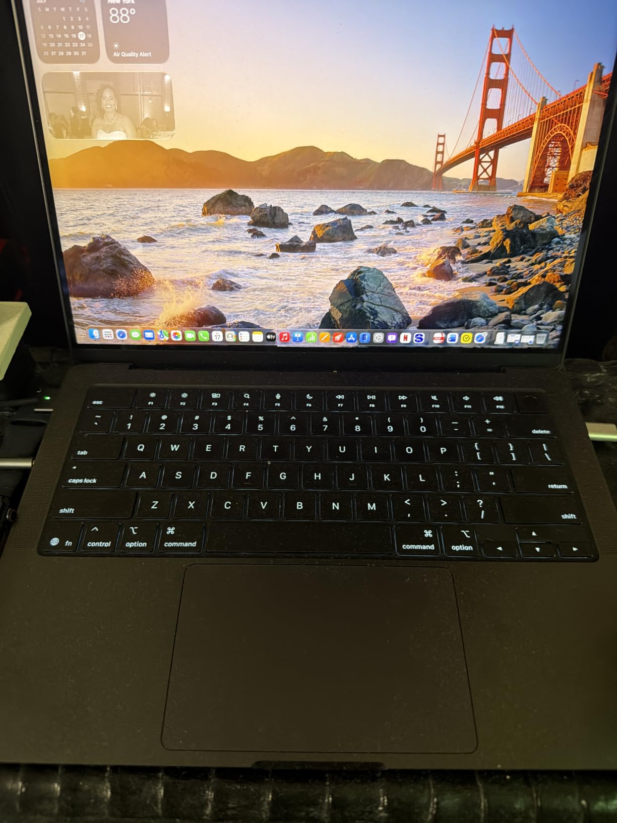 2025 MacBook Pro Laptop with Apple M5 chip with 10-core CPU and 10-core GPU: Built for AI, 14.2-inch Liquid Retina XDR Display, 16GB Unified Memory, 1TB SSD Storage; Space Black customer photo 2