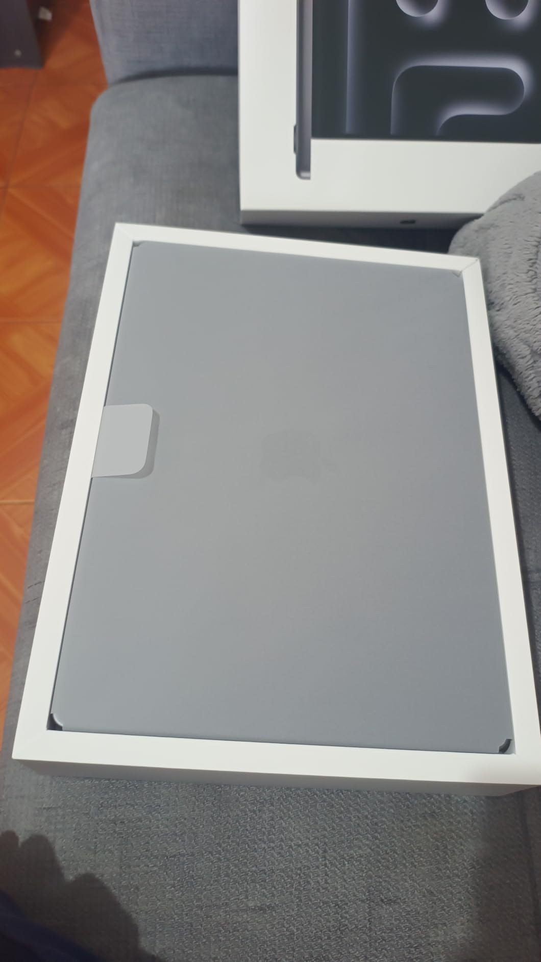 Apple 2025 MacBook Pro Laptop with Apple M5 chip with 10-core CPU and 10-core GPU: Built for AI, 14.2-inch Liquid Retina XDR Display, 24GB Unified Memory, 1TB SSD Storage; Space Black customer photo 1