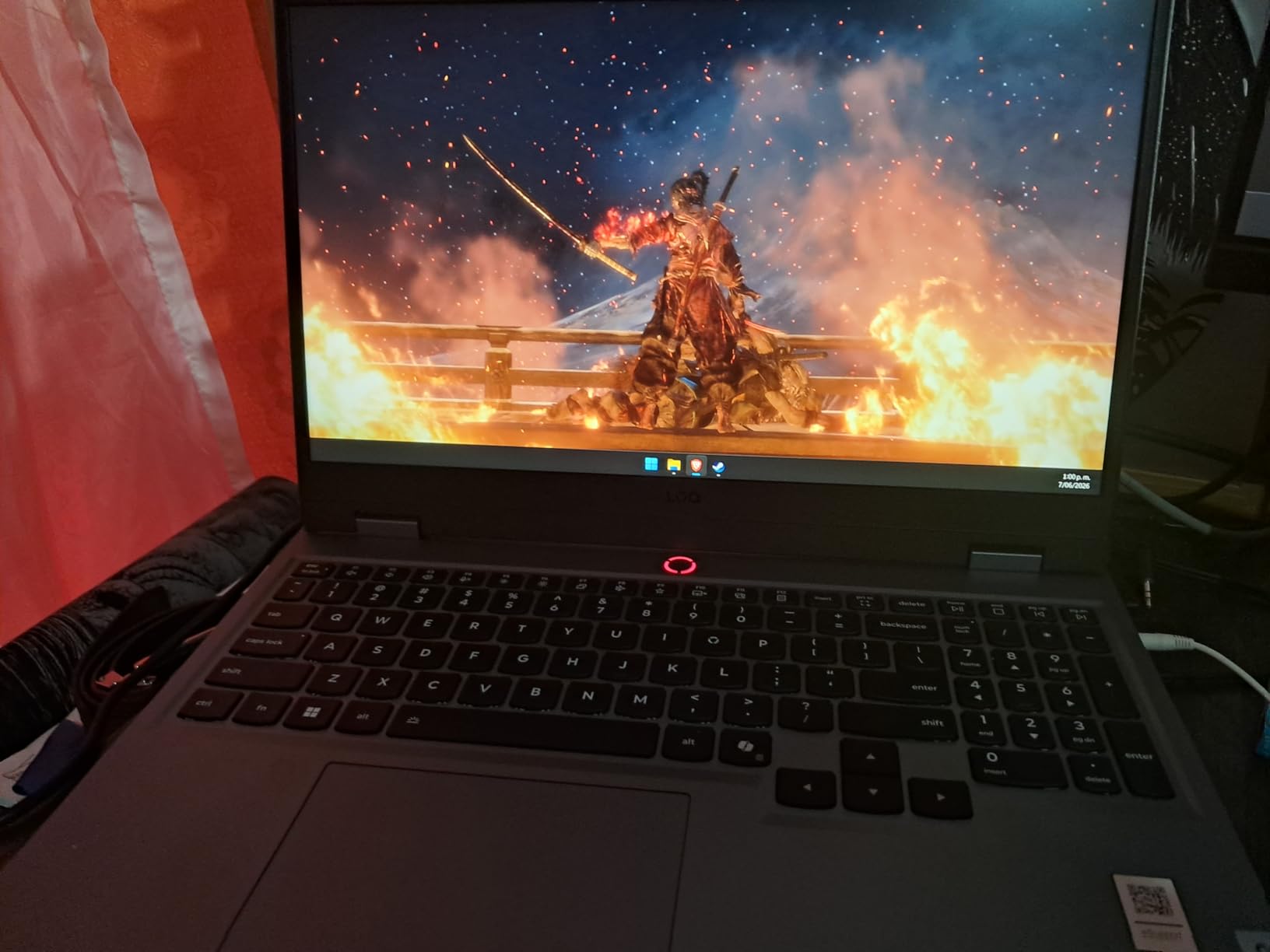 Legion LOQ AI-Powered Gaming Laptop, Intel Core i7-13650HX, 15.6 inch FHD IPS 144Hz Display, GeForce RTX 5050, 16GB Memory, 1TB Storage, G-Sync, Luna Grey customer photo 1