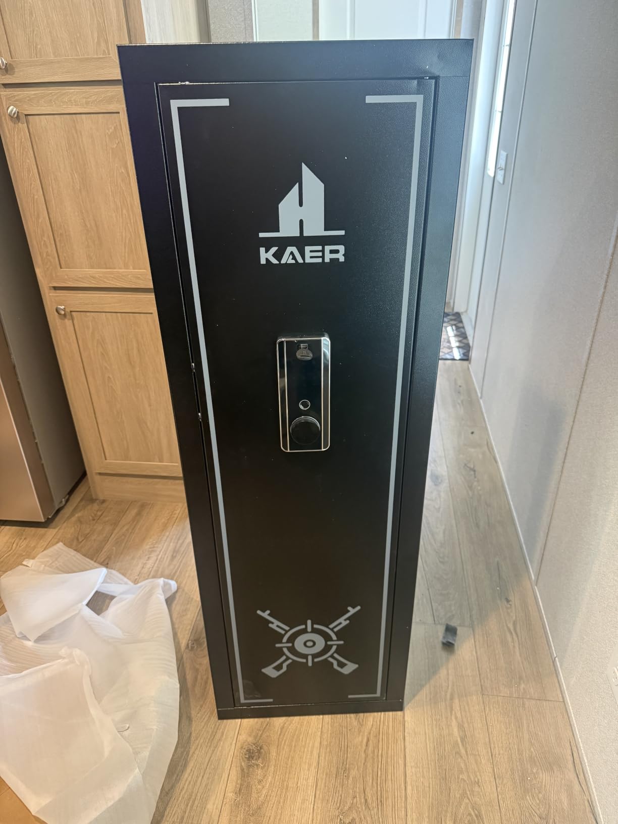 KAER Biometric Gun Safe Rifle, Gun Safes for Rifles and Pistols Holds 14-15 Firearms with Adjustable Racks & Pistol Storage, Fingerprint Keypad Lock Gun Cabinet customer photo 2