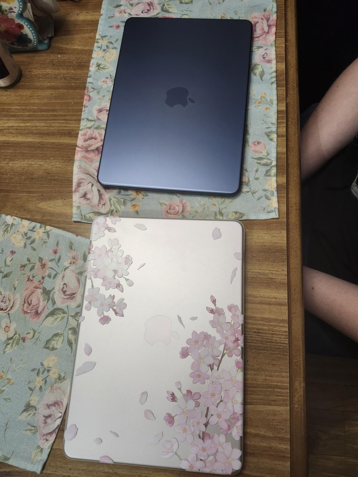 Apple 2026 MacBook Neo 13-inch Laptop with A18 Pro chip: Built for AI and Apple Intelligence, Liquid Retina Display, 8GB Unified Memory, 256GB SSD Storage, 1080p FaceTime HD Camera; Blush customer photo 2