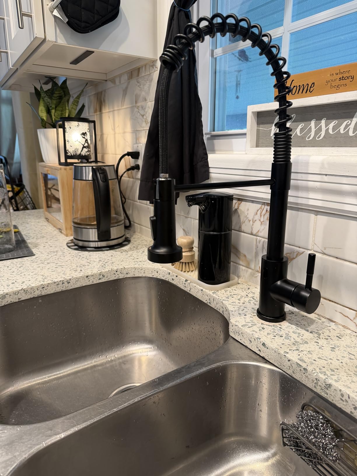 GIMILI Touchless Kitchen Faucet with Pull Down Sprayer, Motion Sensor Smart Hands-Free Activated Single Hole Spring Faucet for Kitchen Sink, Brushed Nickel customer photo 1