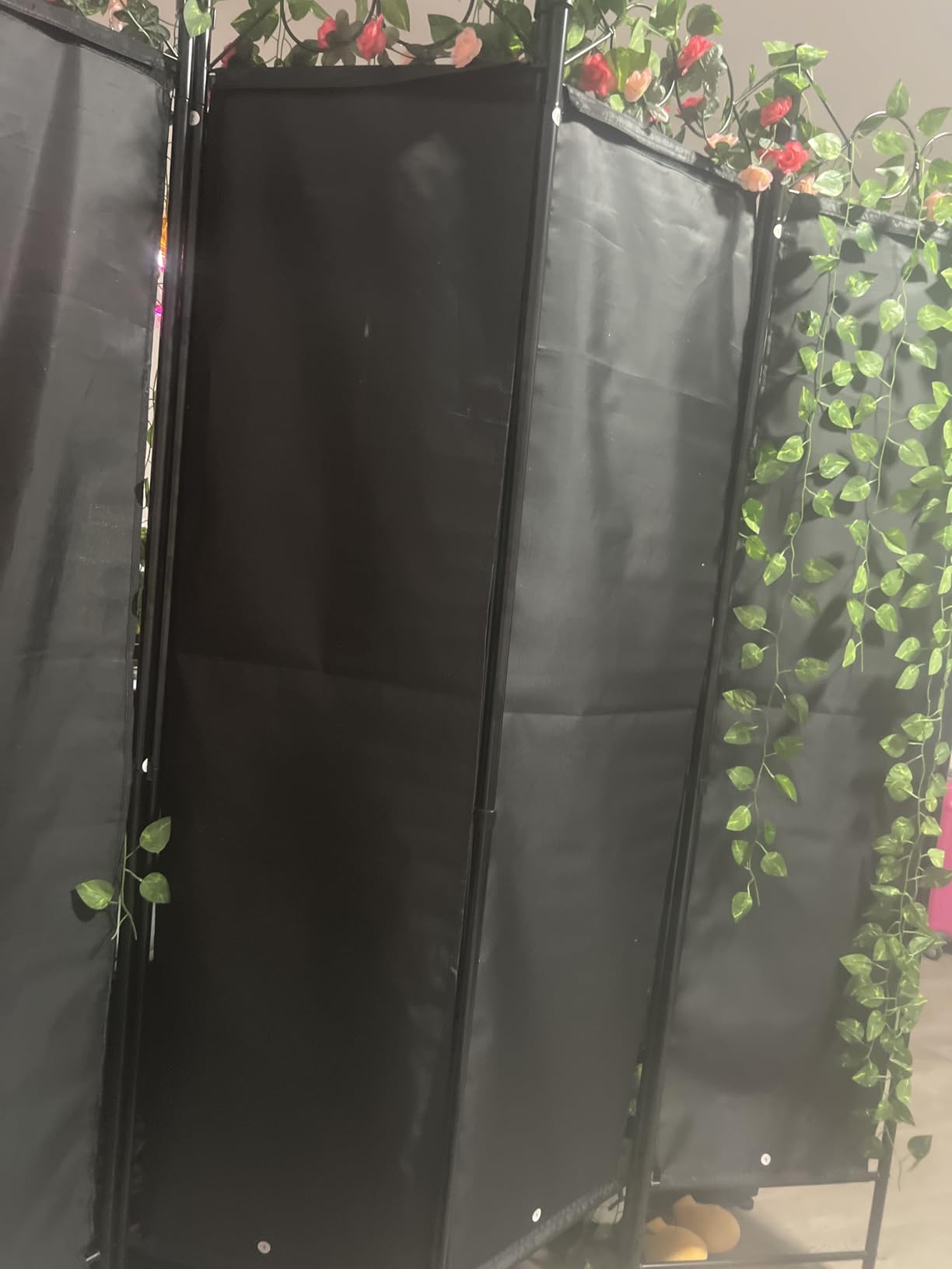 FDW 4 Panel Room Divider, 6FT Folding Privacy Screen Freestanding Partition Wall, Portable Room Separator for Dorm Bedroom Office Studio, Durable Metal Frame & Breathable Fabric, Dark Black customer photo 1