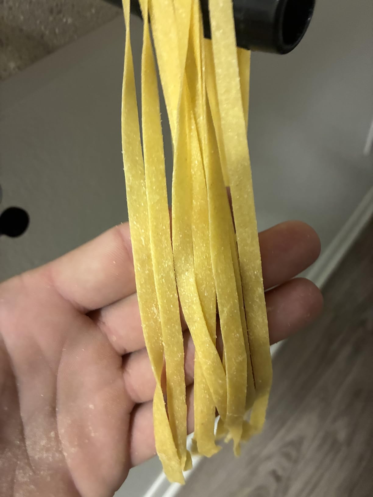 MARCATO Made in Italy Atlas 150 Classic Manual Pasta Maker Machine, Chrome Steel with Black Hand Crank. Makes Lasagna, Fettuccine & Tagliolini. customer photo 2