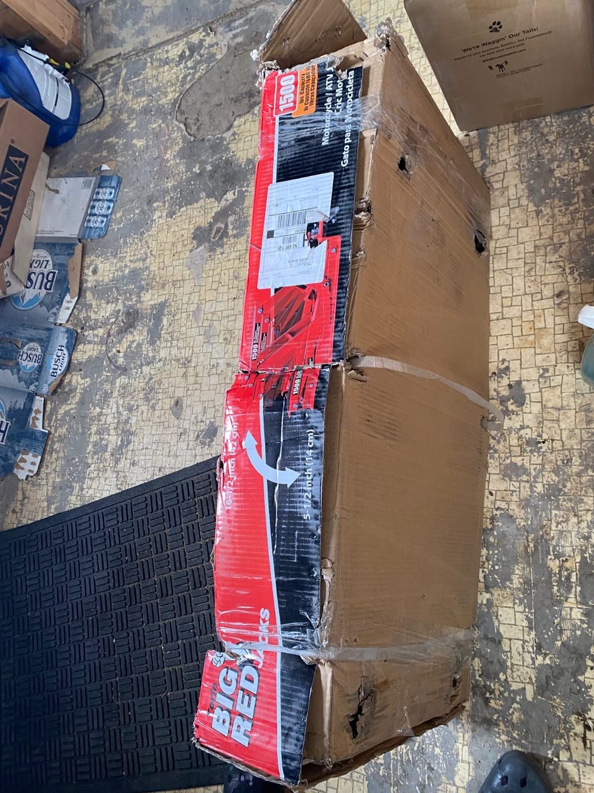 Big RED Hydraulic Motorcycle Lift Jack with 1500LBS Load Capacity, Powersports Lift Table Operated ATV Dirt Bike Scissor Jack Stand, Fit for Motorcycle UTV Snowmobile, Red, T64017 customer photo 2