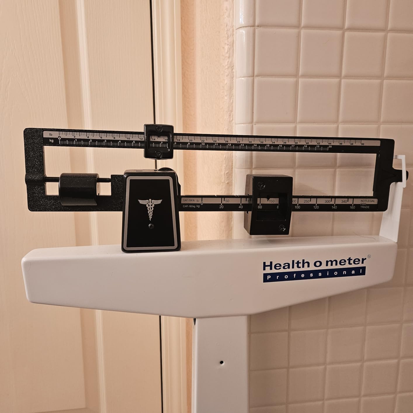 Health o meter Professional 400KL Mechanical Beam Medical Scale Physician Balance, Alloy Steel, White customer photo 1