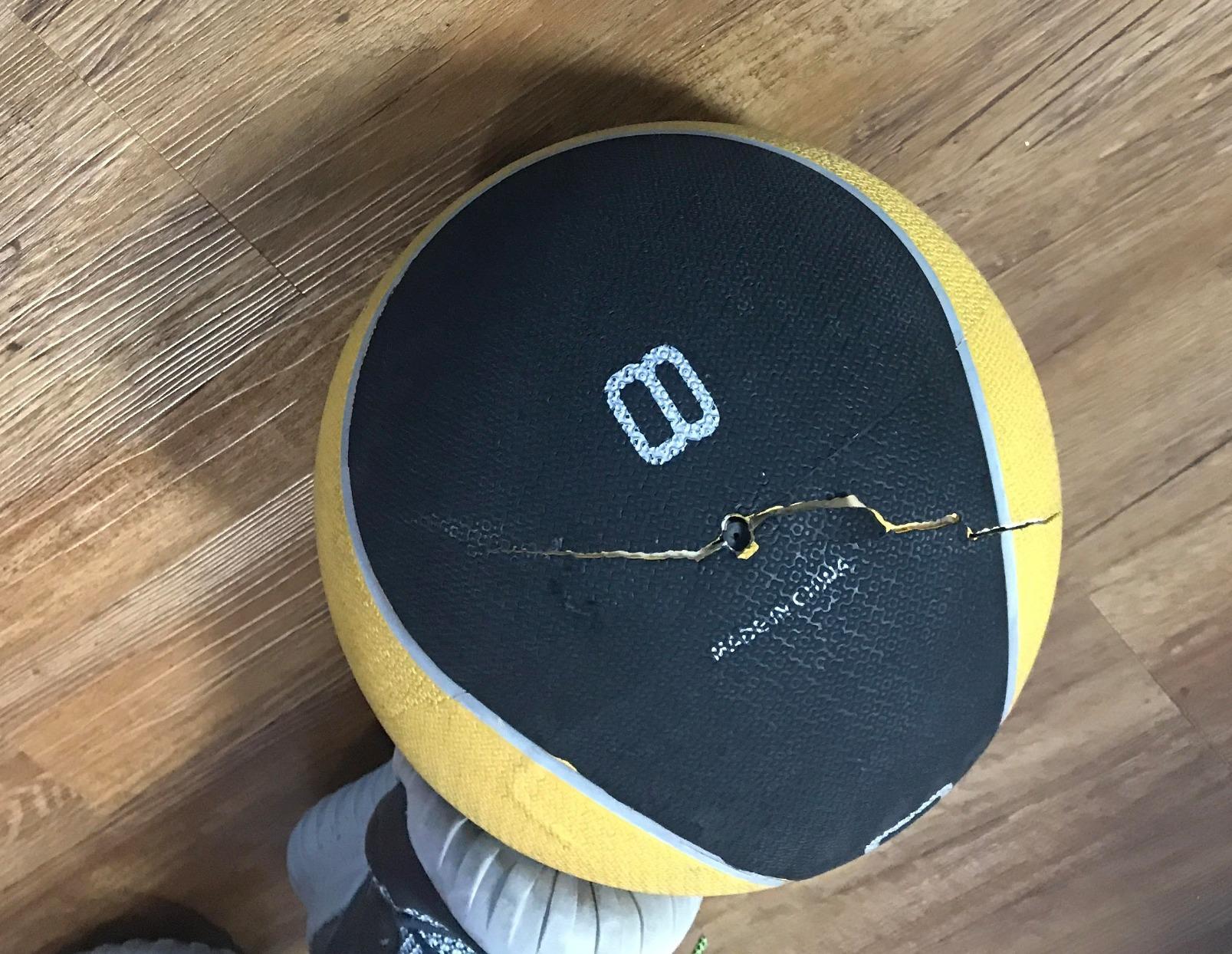 CAP Barbell Rubber Medicine Ball Set with Rack customer photo 1