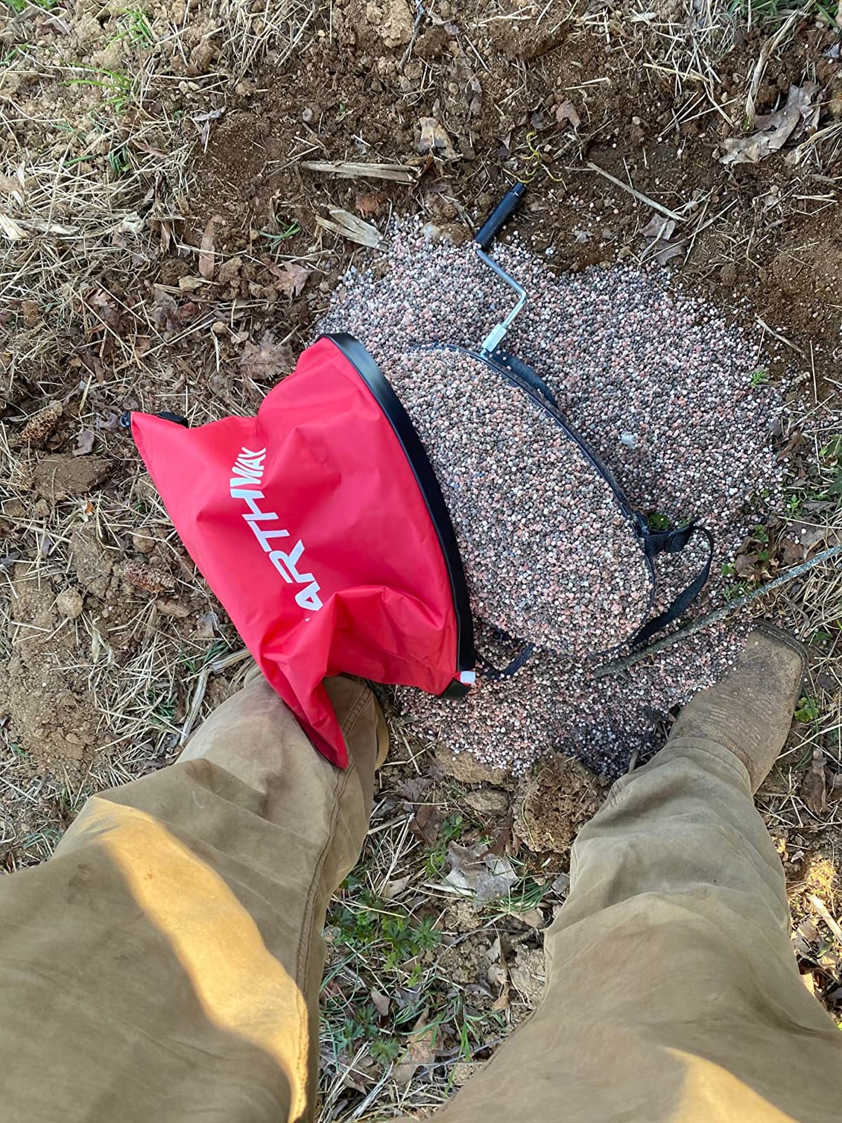 EarthWay Products 2750 25lb Nylon Bag Seeder Spreader - Red, Durable, Water Resistant, Food Plot Equipment, Seed Spreader, Grass Seeder Made for Hunters, Farmers, Gardeners, Lawn Maintenance customer photo 2