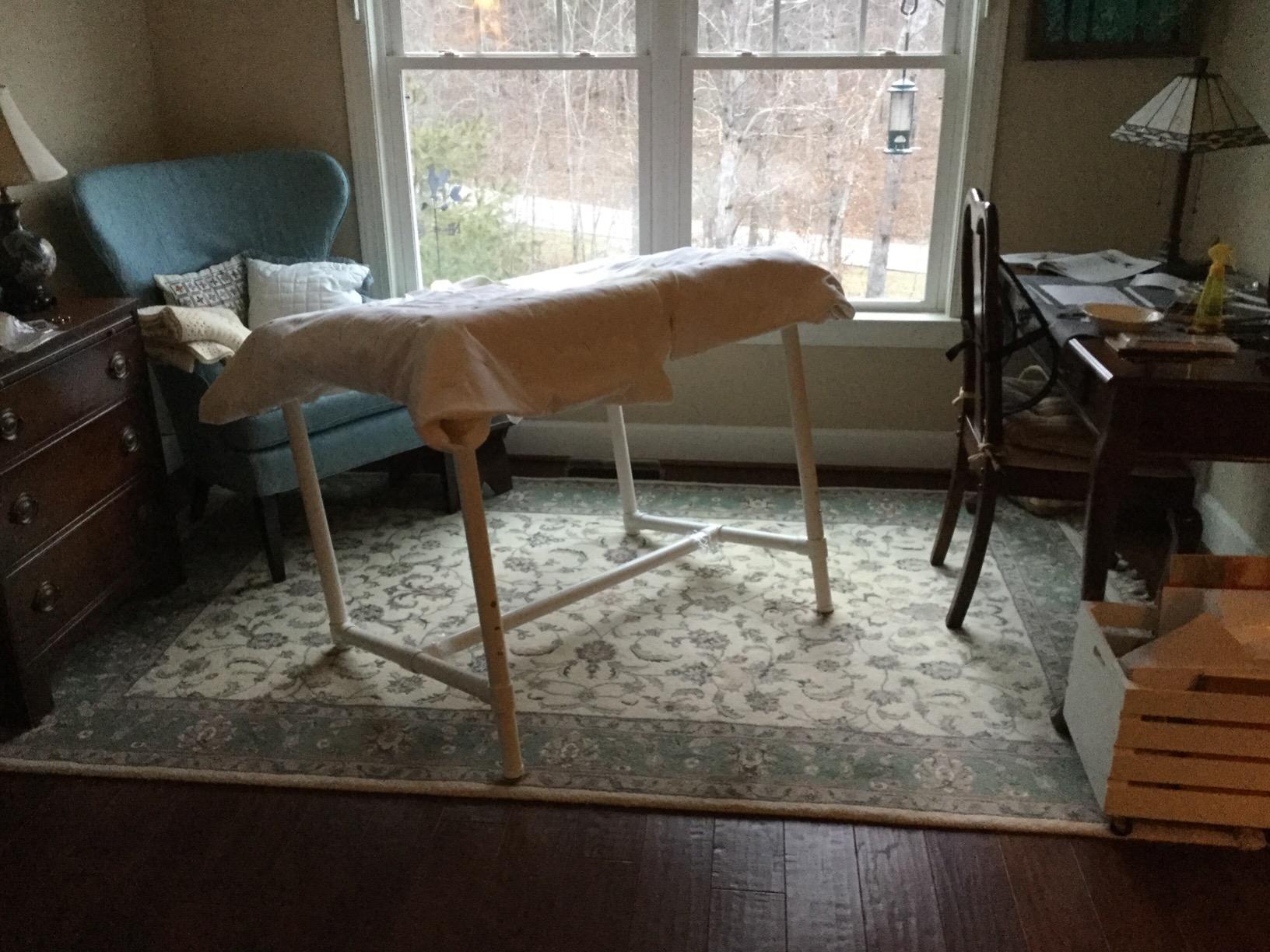 Dritz Quilter's Floor Frame, Adjustable, White customer photo 2