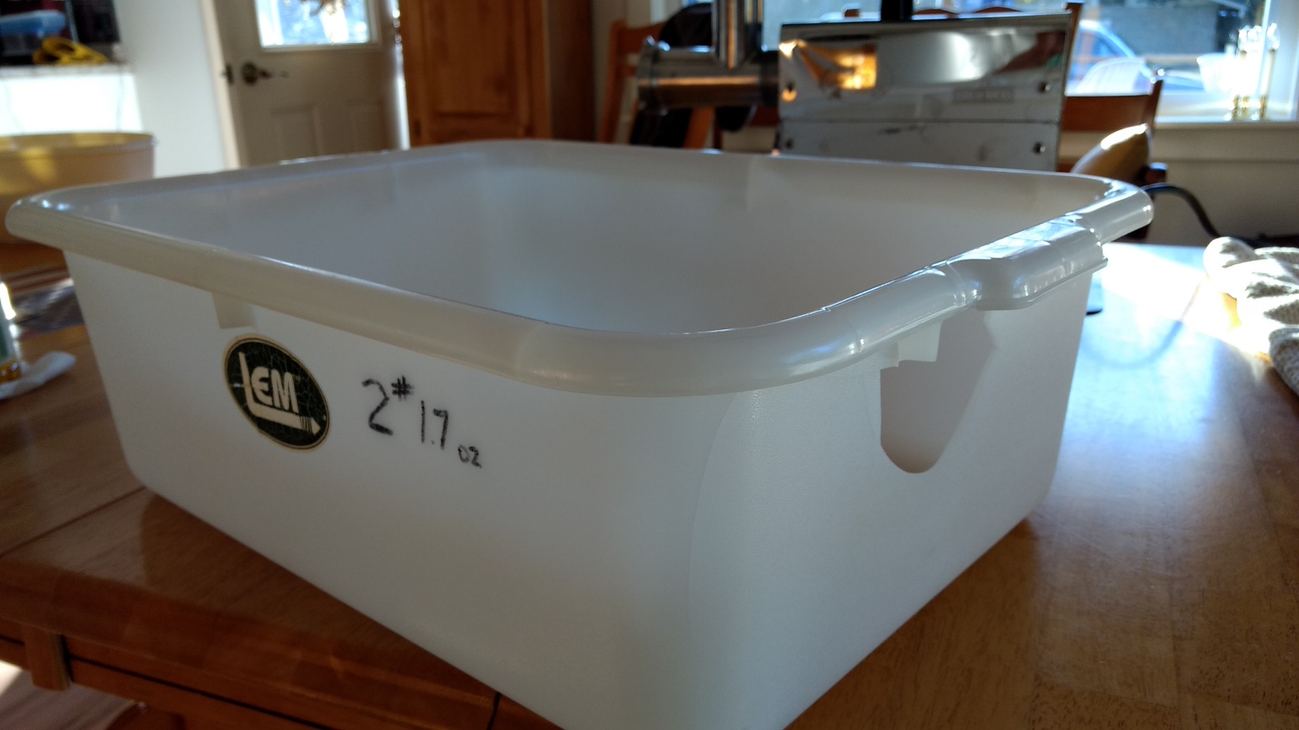 LEM Products Heavy Duty Meat Lug, White | Large Plastic Storage Container for Meal Prep and Meat Mixing customer photo 2