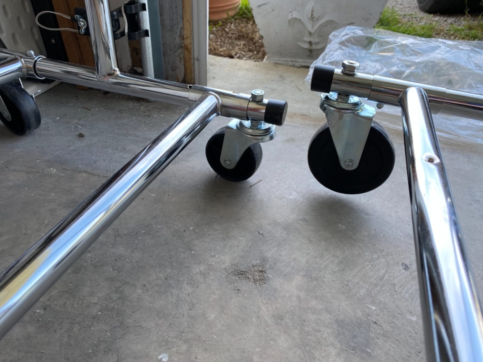 Collapsible/Folding Rolling Clothing/Garment Rack Salesman's Rack customer photo 2