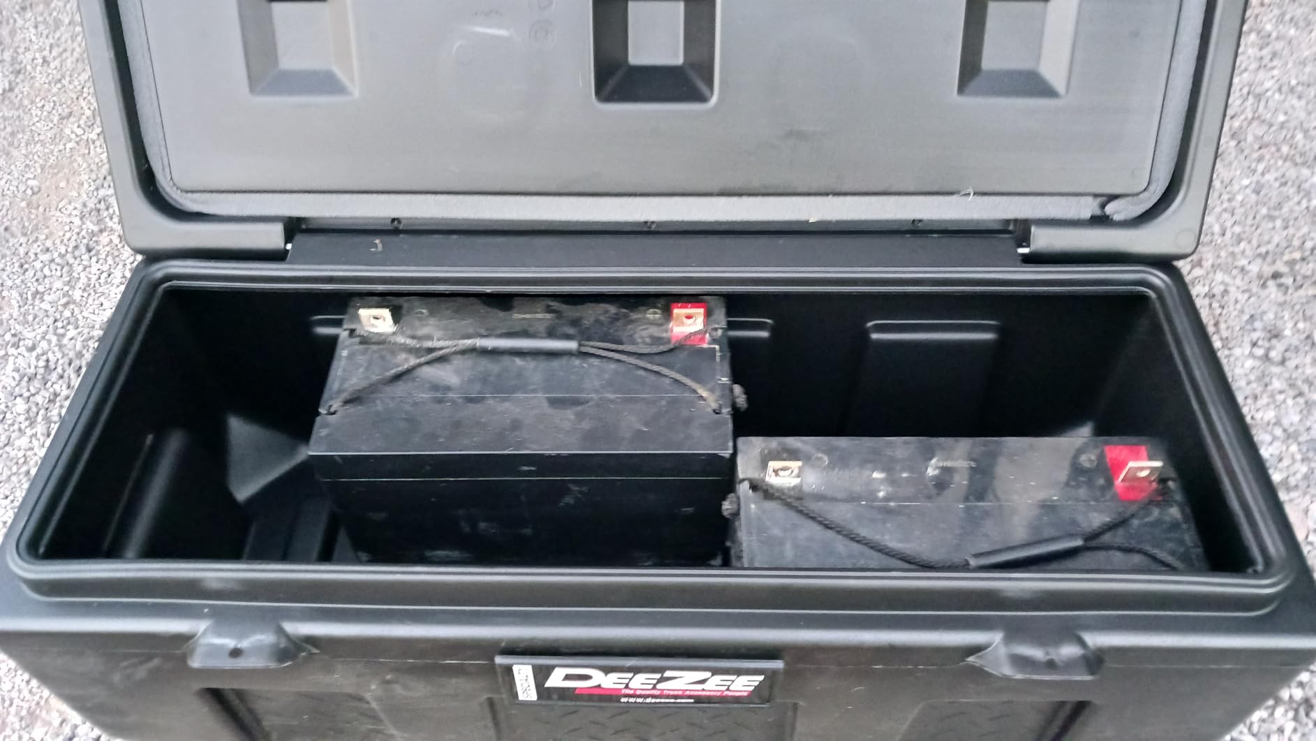 Dee Zee DZ6535P Poly Plastic Storage Chest customer photo 1