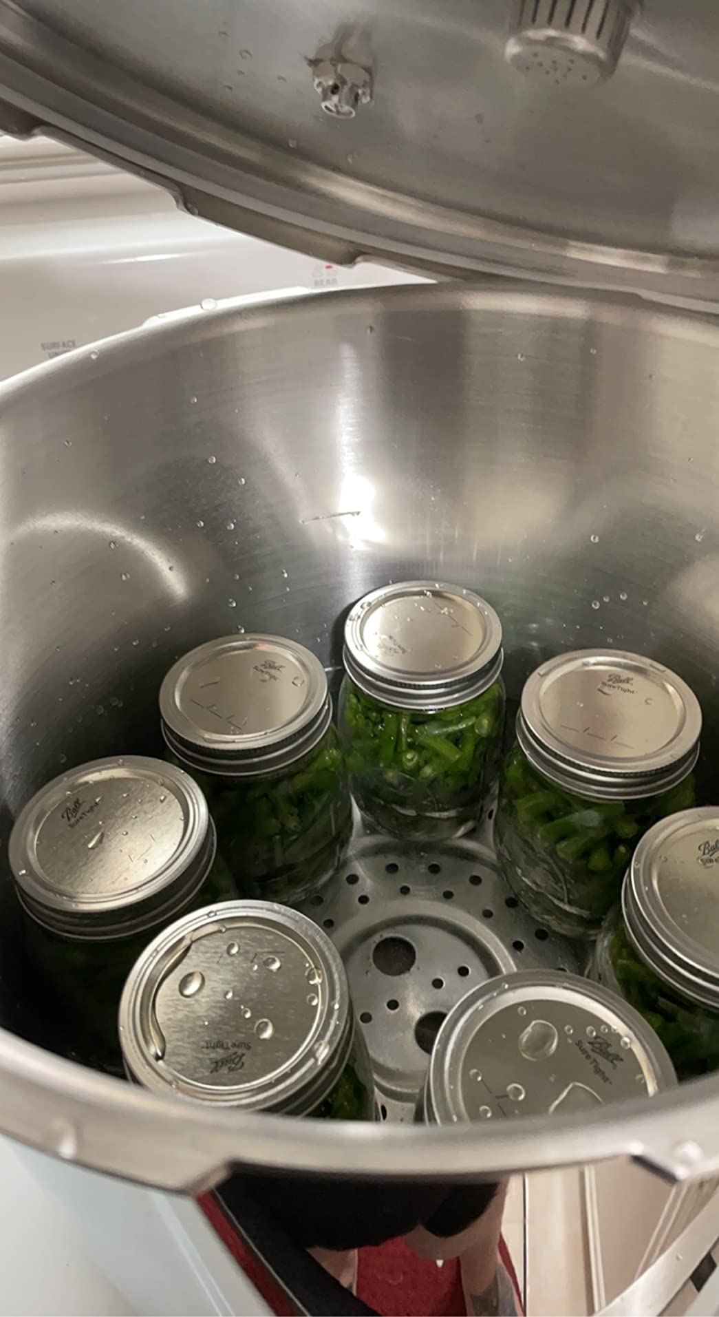 Mirro 7114000228 92116 Polished Aluminum 5 / 10 / 15-PSI Pressure Cooker / Canner Cookware, 16-Quart, Silver customer photo 1