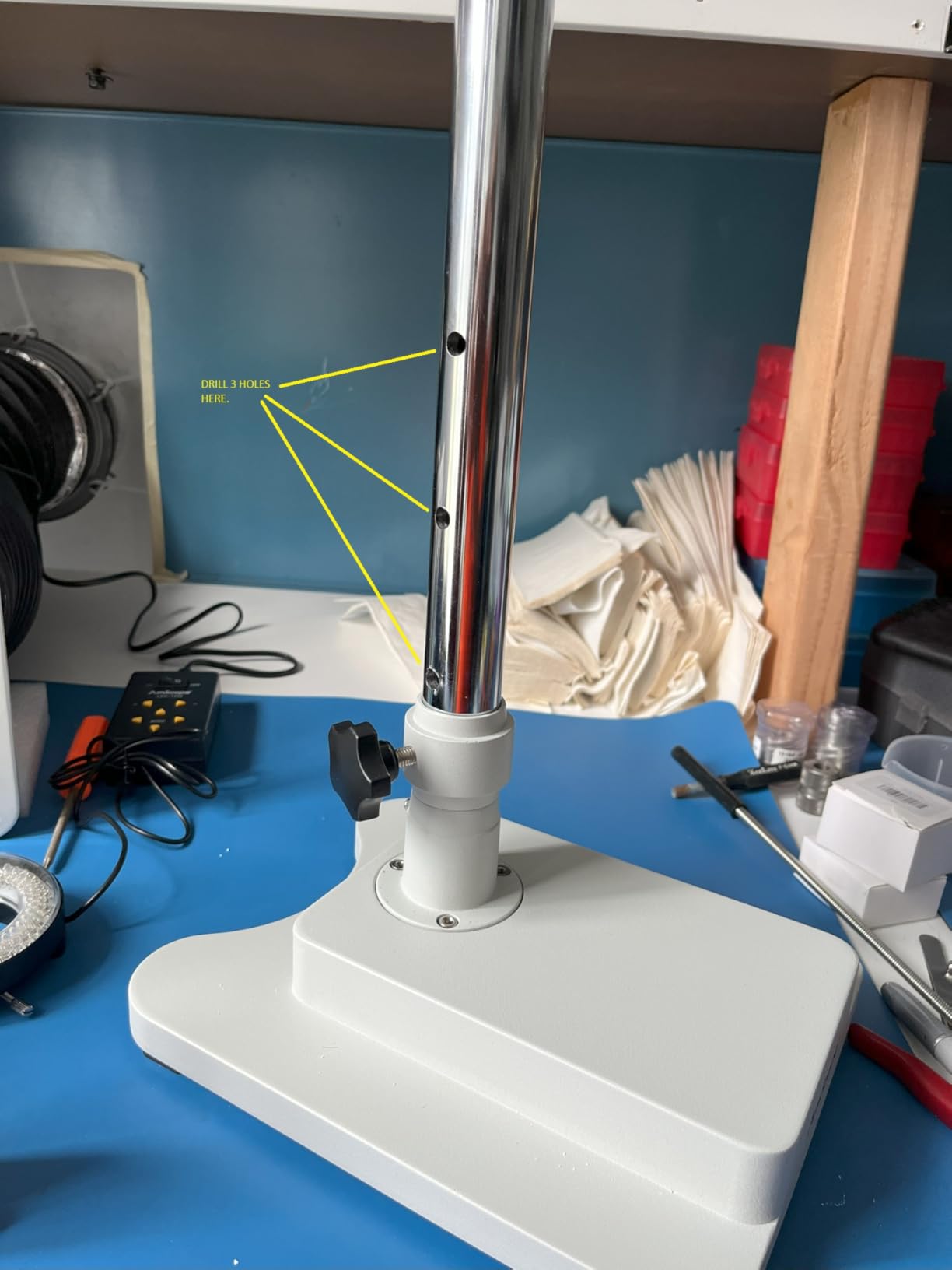 AmScope SM-4TZ-144A Professional Trinocular Stereo Zoom Microscope, WH10x Eyepieces, 3.5X-90X Magnification, 0.7X-4.5X Zoom Objective, Four-Zone LED Ring Light, Double-Arm Boom Stand, 110V-240V, Includes 0.5X and 2.0X Barlow Lens customer photo 1