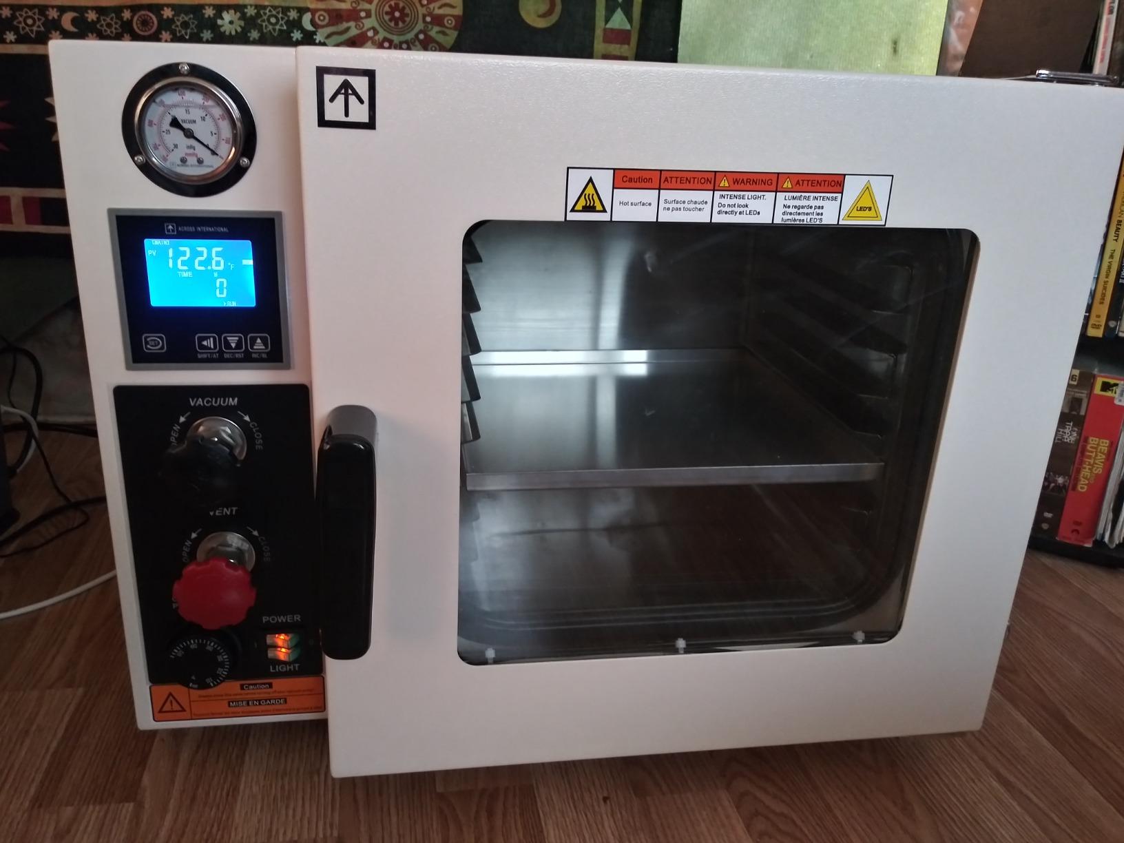 AT09p7.110 Vacuum Oven with 7 CFM Pump, 5 Sided Heating, 0.9 cu ft customer photo 1