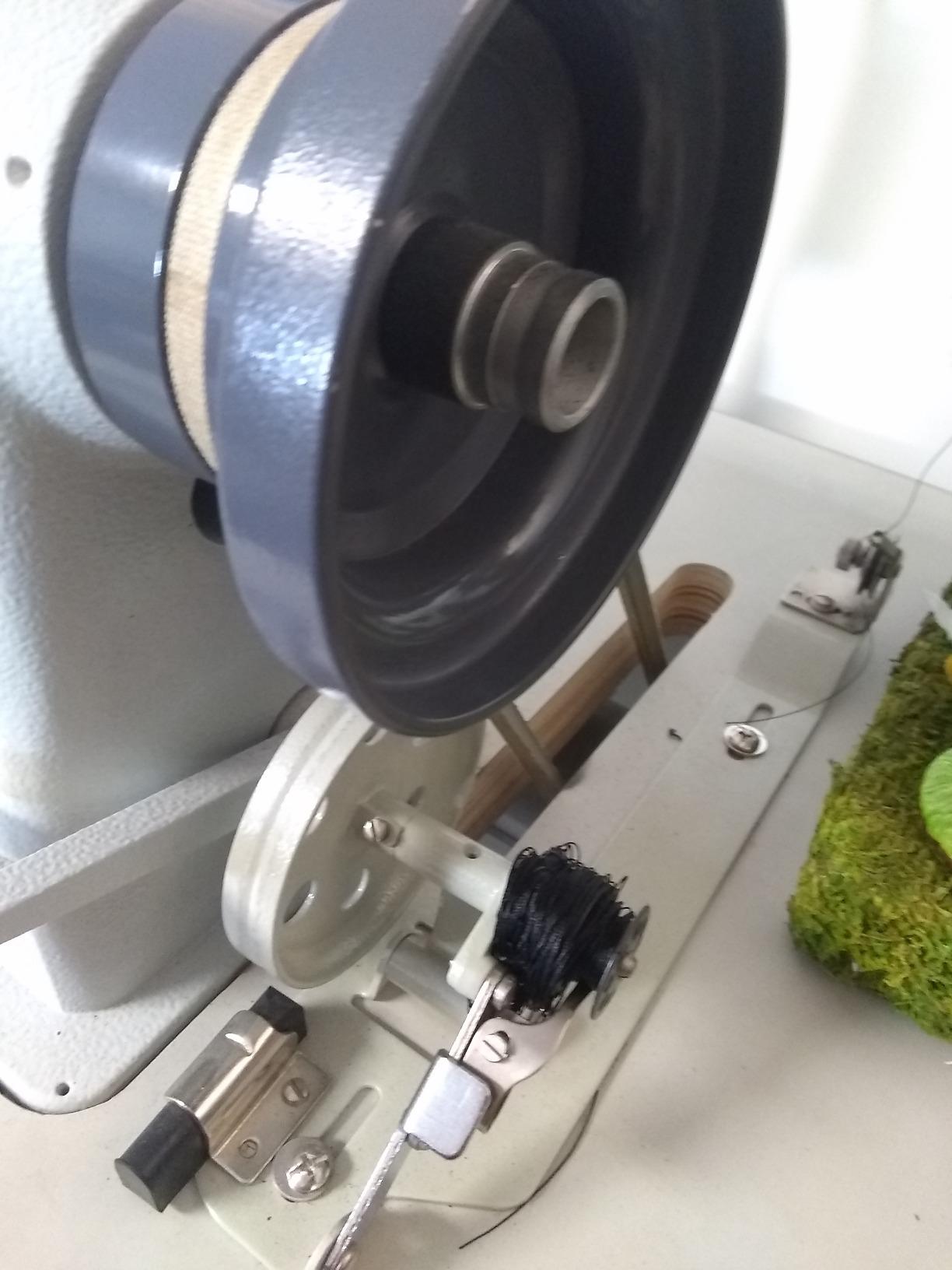 Consew 206RB-5 Walking Foot Industrial Sewing Machine with Table and Servo Motor customer photo 1