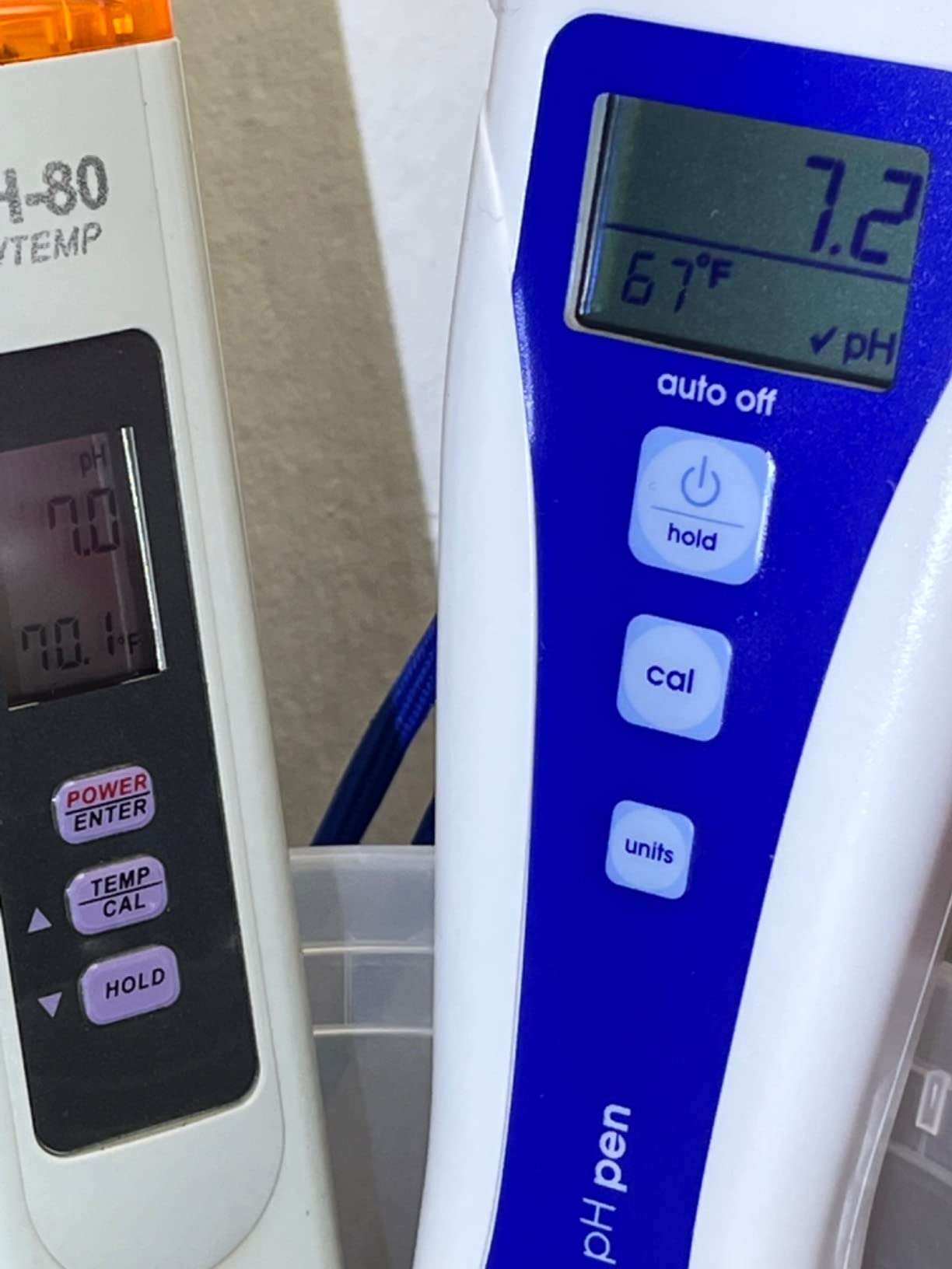Bluelab pH Pen - +/- 0.1 pH Accurate, Durable Double Junction Probe, Waterproof and Floats, Auto Temperature Compensation, Easy Calibration - Made in NZ customer photo 1