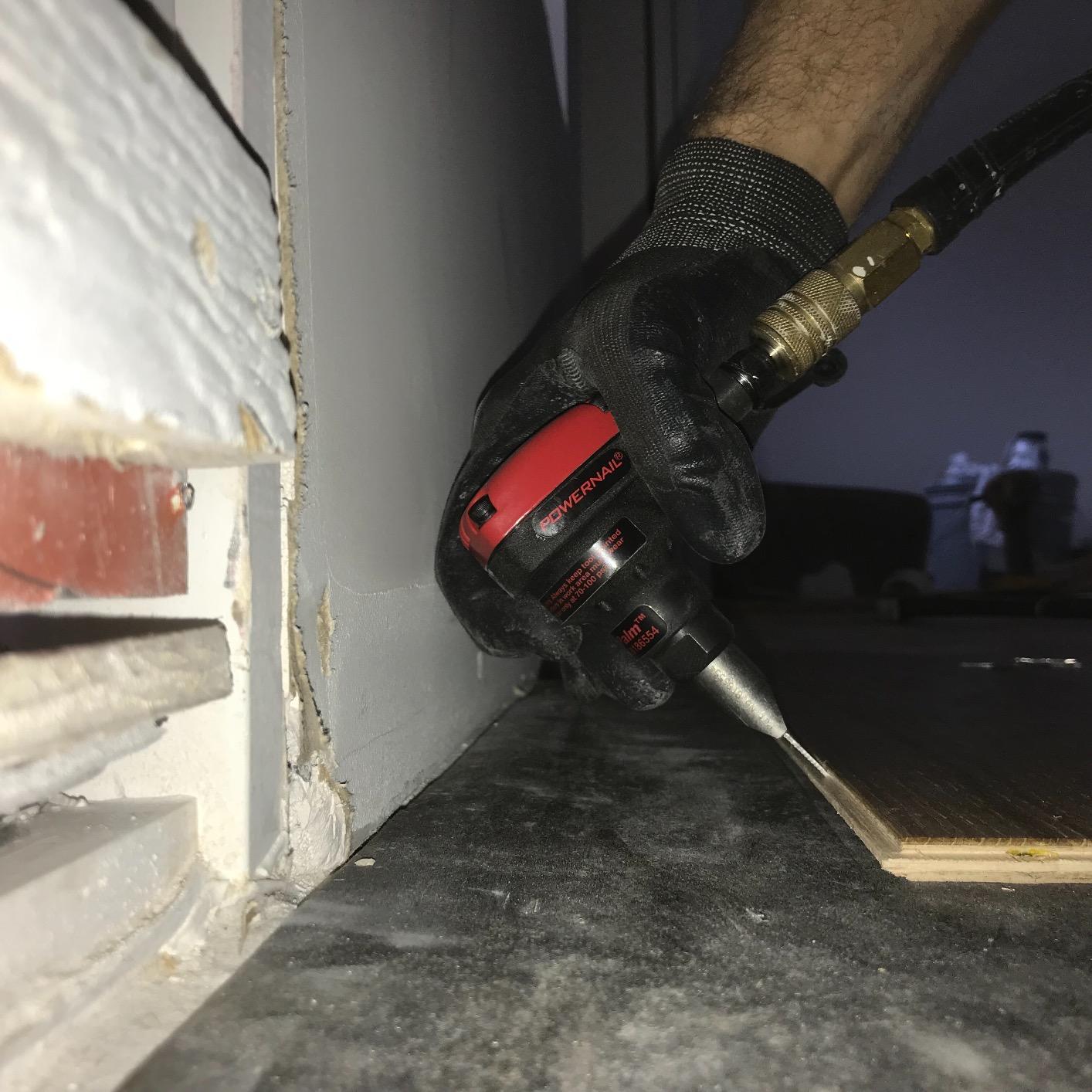 Powernail PALM001 PowerPalm 16/18 Gauge Flooring Cleat Nailer customer photo 2