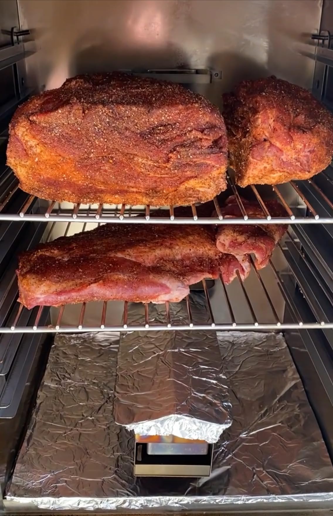 SmokinTex 'The OG' Electric Smoker - Spacious & Insulated Stainless Steel Meat Smoker with 700W Heating, & Temperature Control for BBQ, Jerky, Vegetables customer photo 2