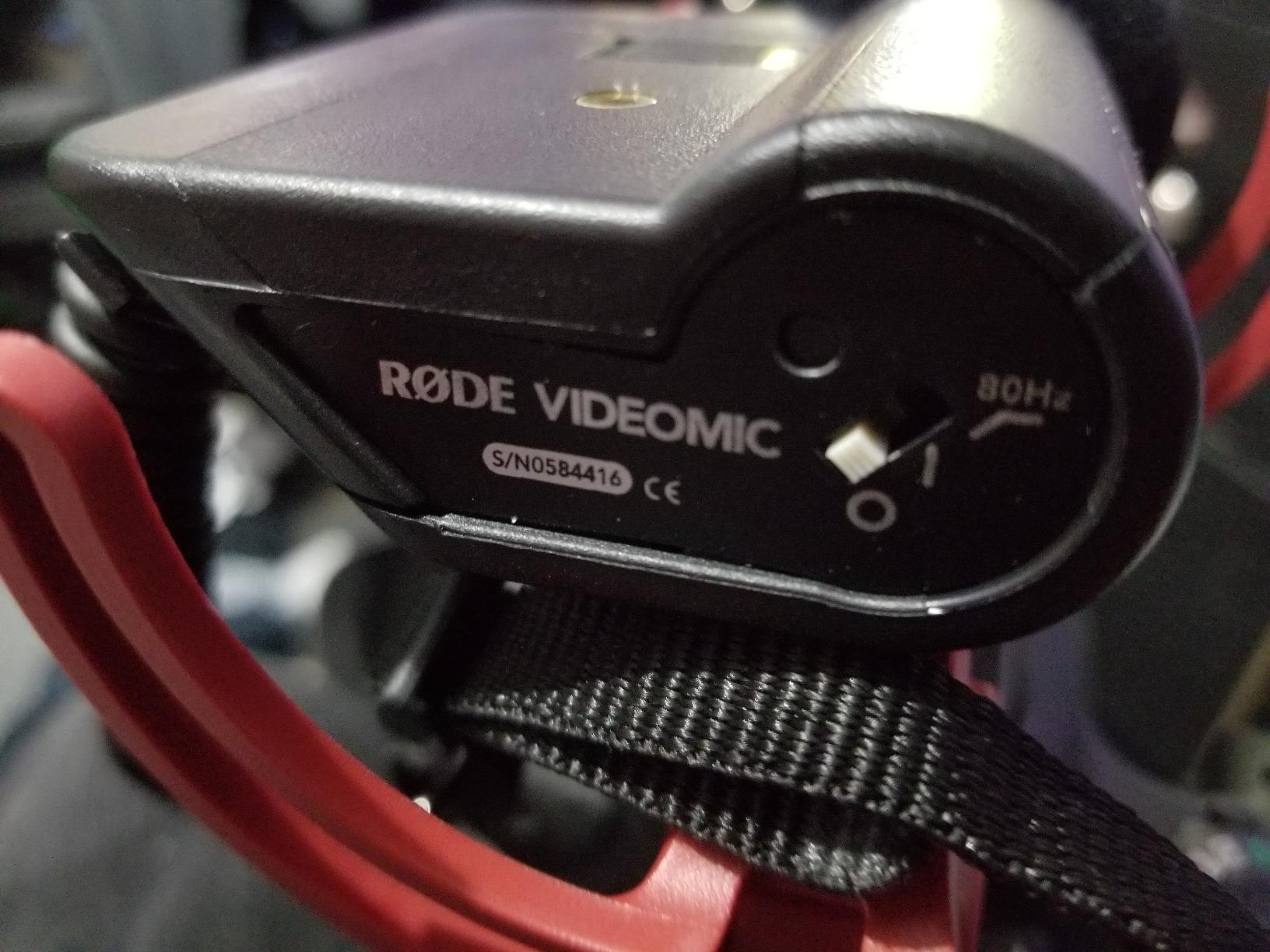 Rode VideoMic Camera-Mount Shotgun Microphone with Rycote Lyre Shock Mounting, Black customer photo 2