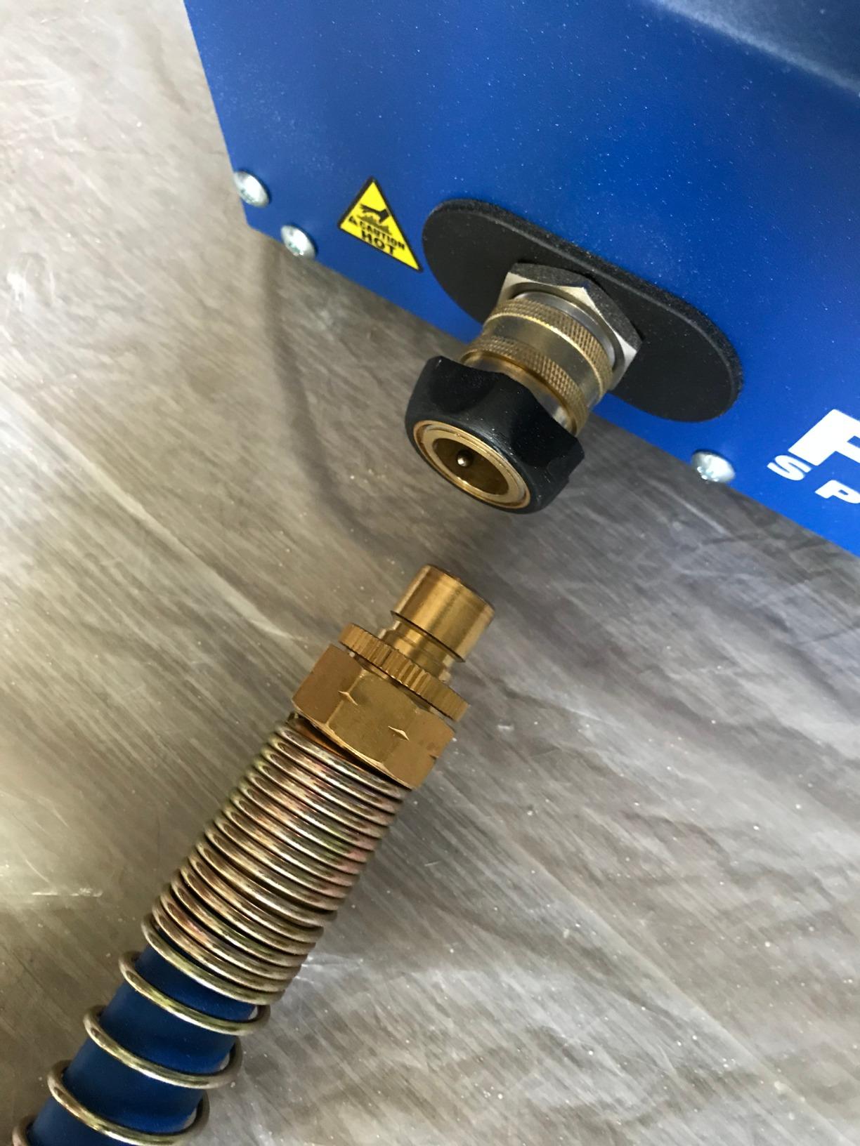 Fuji Spray 2903-T70 Mini-Mite 3 Platinum - T70 HVLP Spray System | Bottom-feed applicator, 6.5 PSI, adjustable fan pattern, handles waterborne and solvent-based coatings customer photo 1