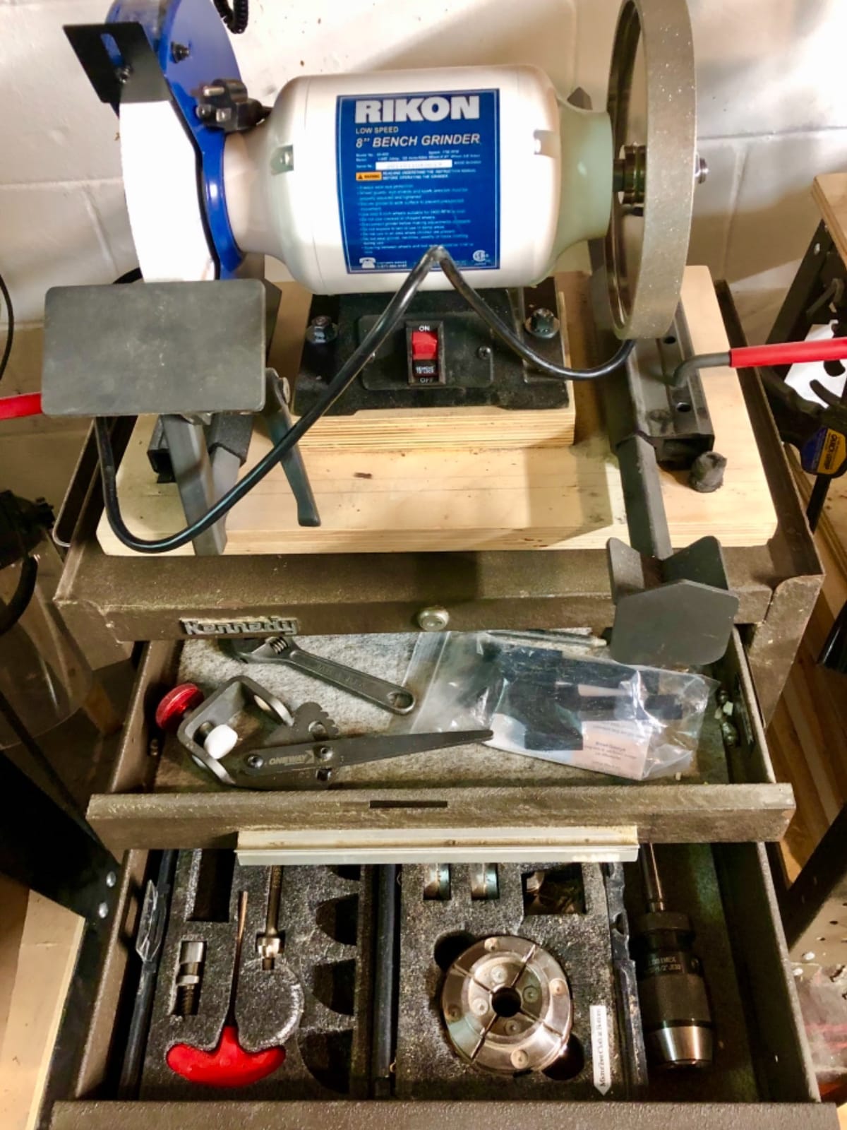 RIKON 80-805 8-Inch Slow Speed Bench Grinder with Anti-Vibration Rubber Feet customer photo 1