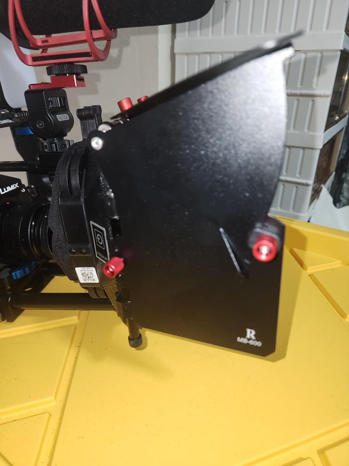 Proaim MB-600 Matte Box for Lenses Up to 95mm | Fits 15mm rails, includes top & side flags, 2 filter holders, format masks, and tool-less adjustment customer photo 2