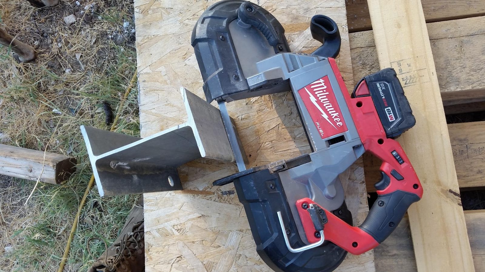 MILWAUKEE'S 2729-20 M18 Fuel Deep Cut Band Saw Tool Only customer photo 1