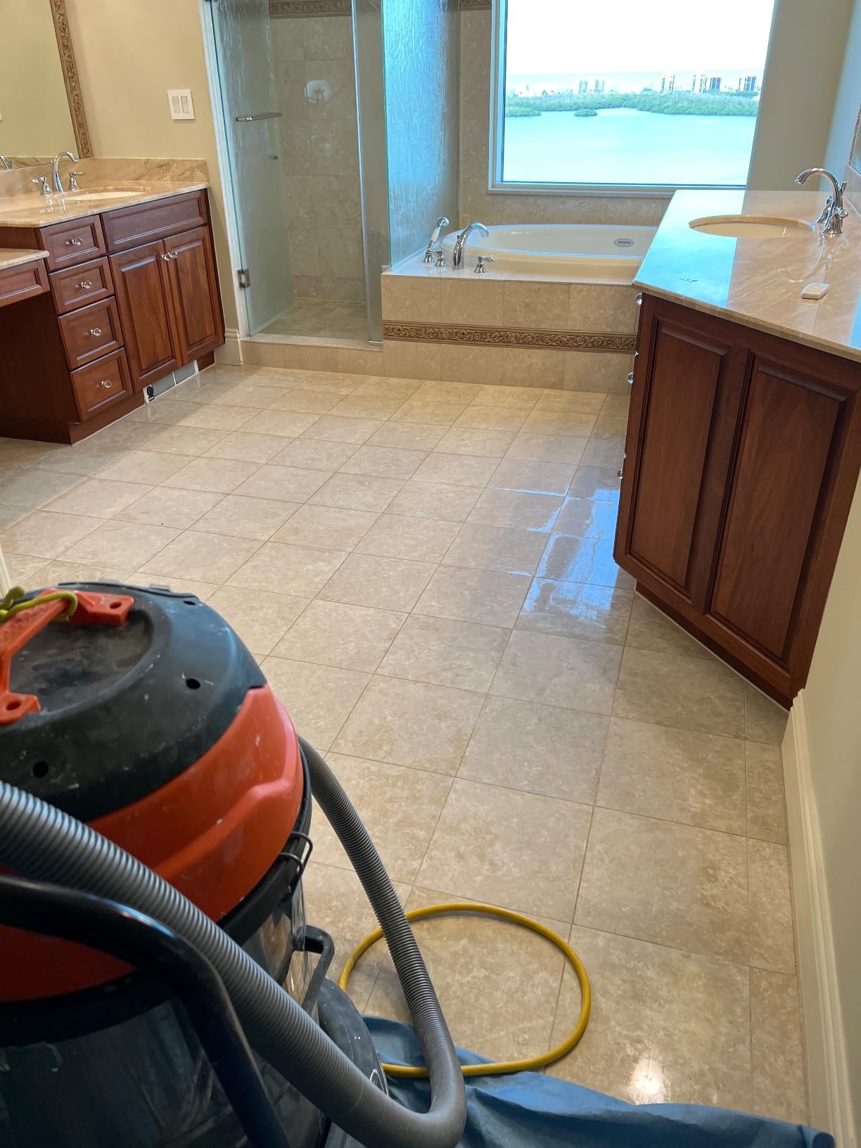 Industrial Wet/Dry Vacuum Cleaner | 2 Motors | 2000 Watt Power | 225 CFM | 21-Gallon Capacity JM773 customer photo 2