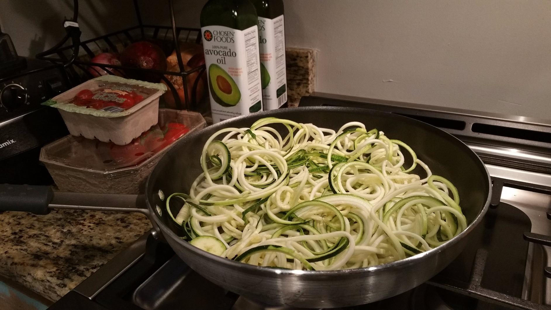 KitchenAid 5-Blade Fruit and Vegetable Spiralizer Attachment, KSM1APC | Fits all KitchenAid Stand Mixers, 5 Blade Spiralizer with Peel, Core, and Slice, blades top rack Dishwasher-safe customer photo 2